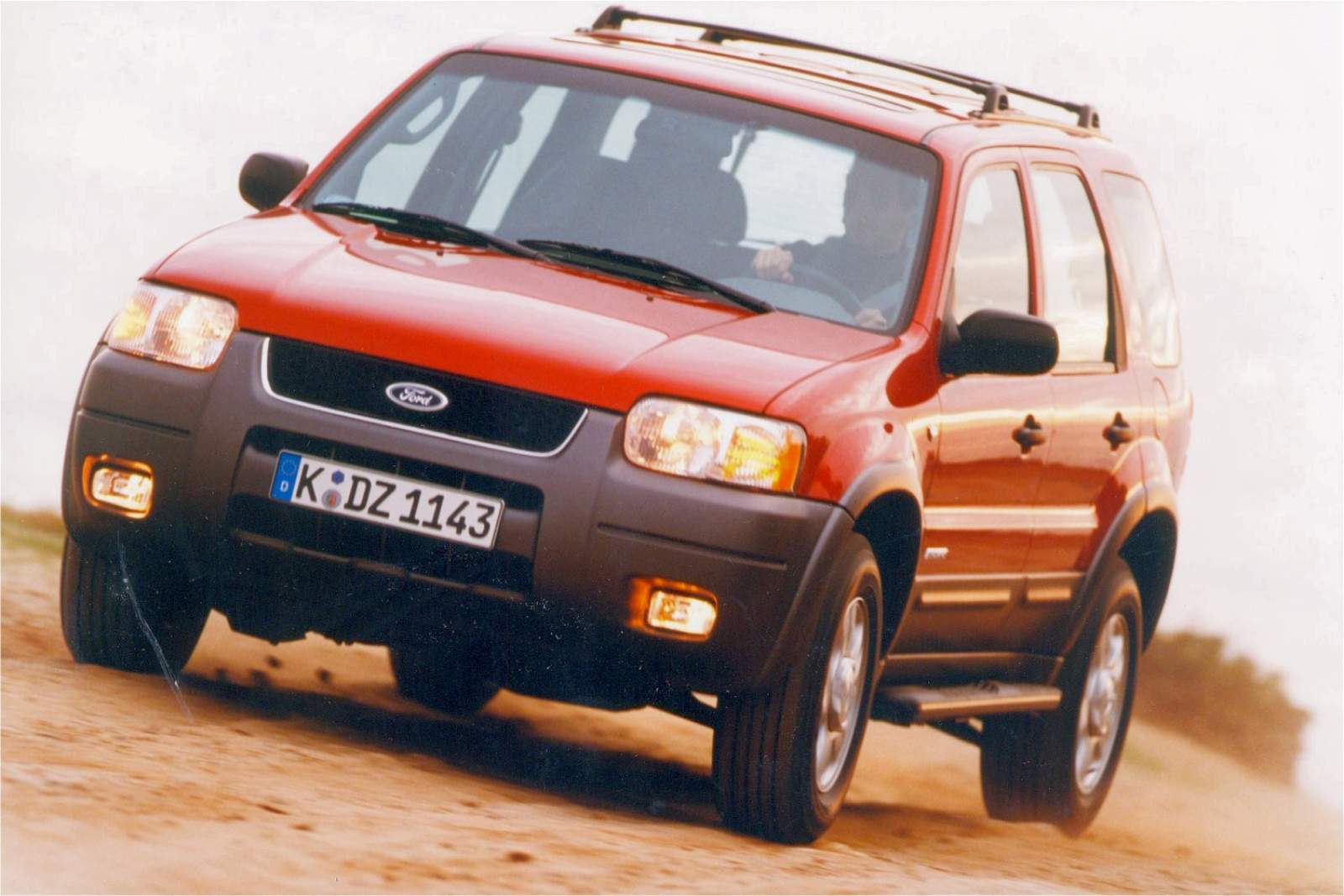 Used Ford Maverick (2001 - 2003) + Guide - Image 1