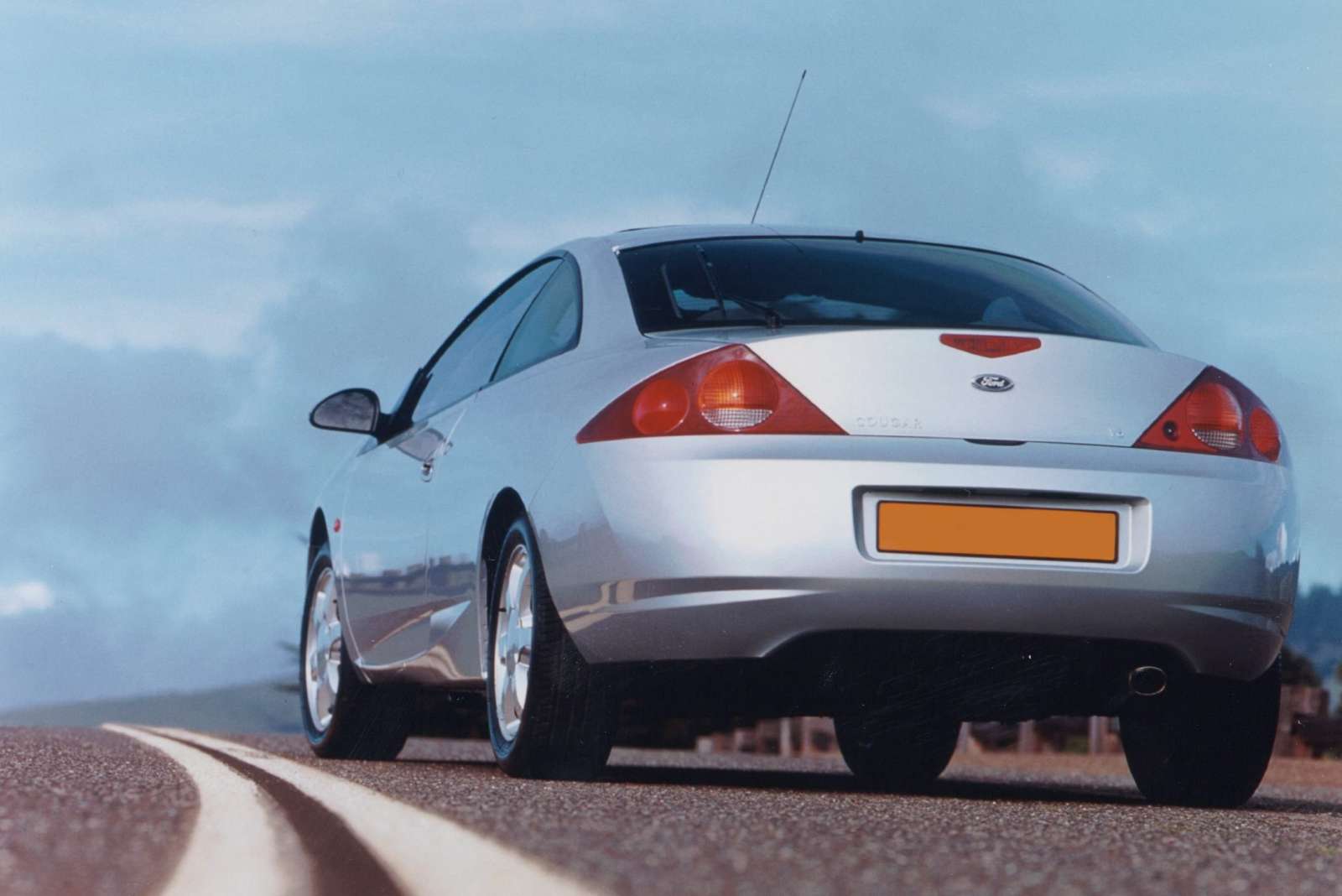 Used Ford Cougar (1998 - 2002) + Guide - Image 1