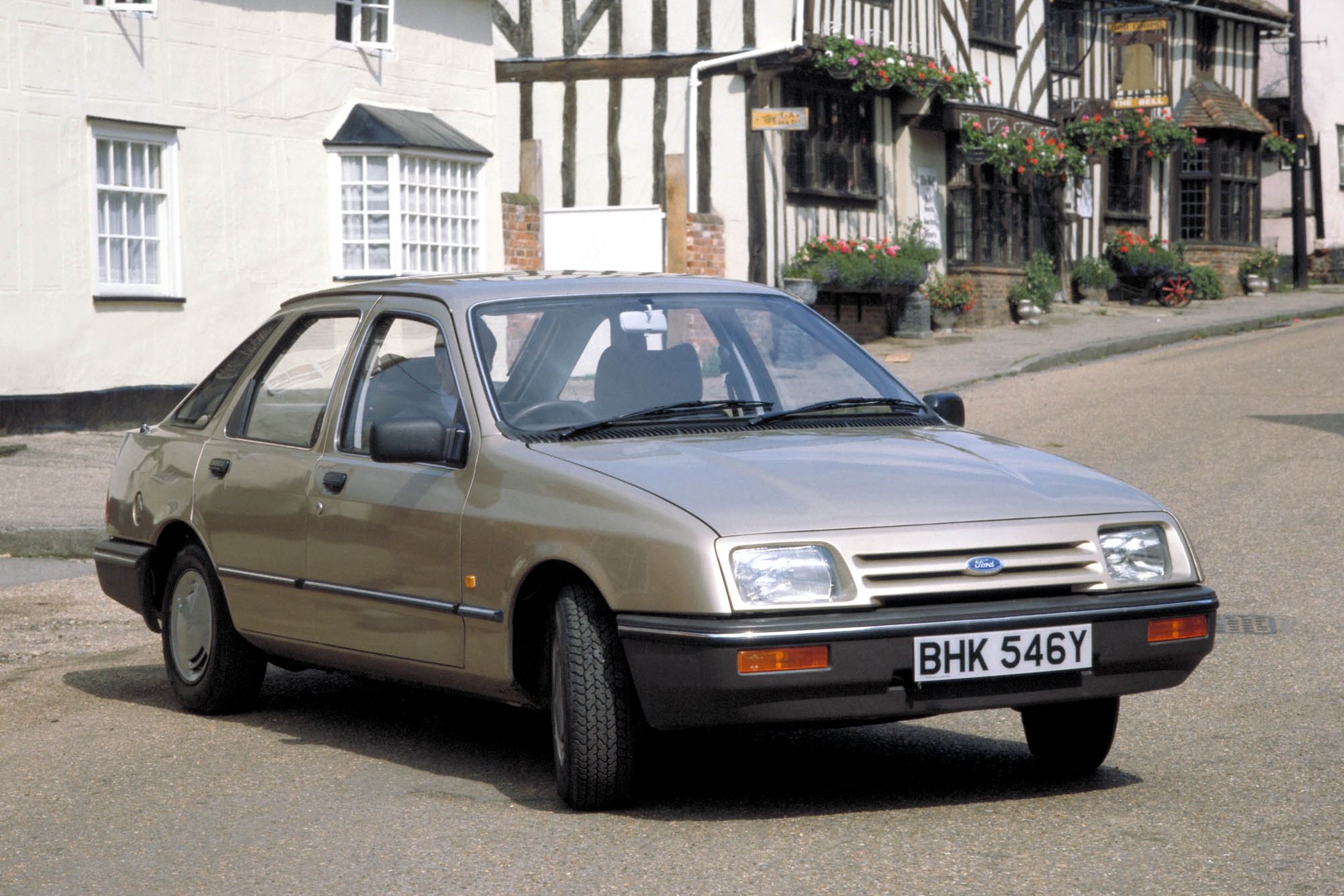 Used Ford Sierra (1987 - 1993) + Guide - Image 1