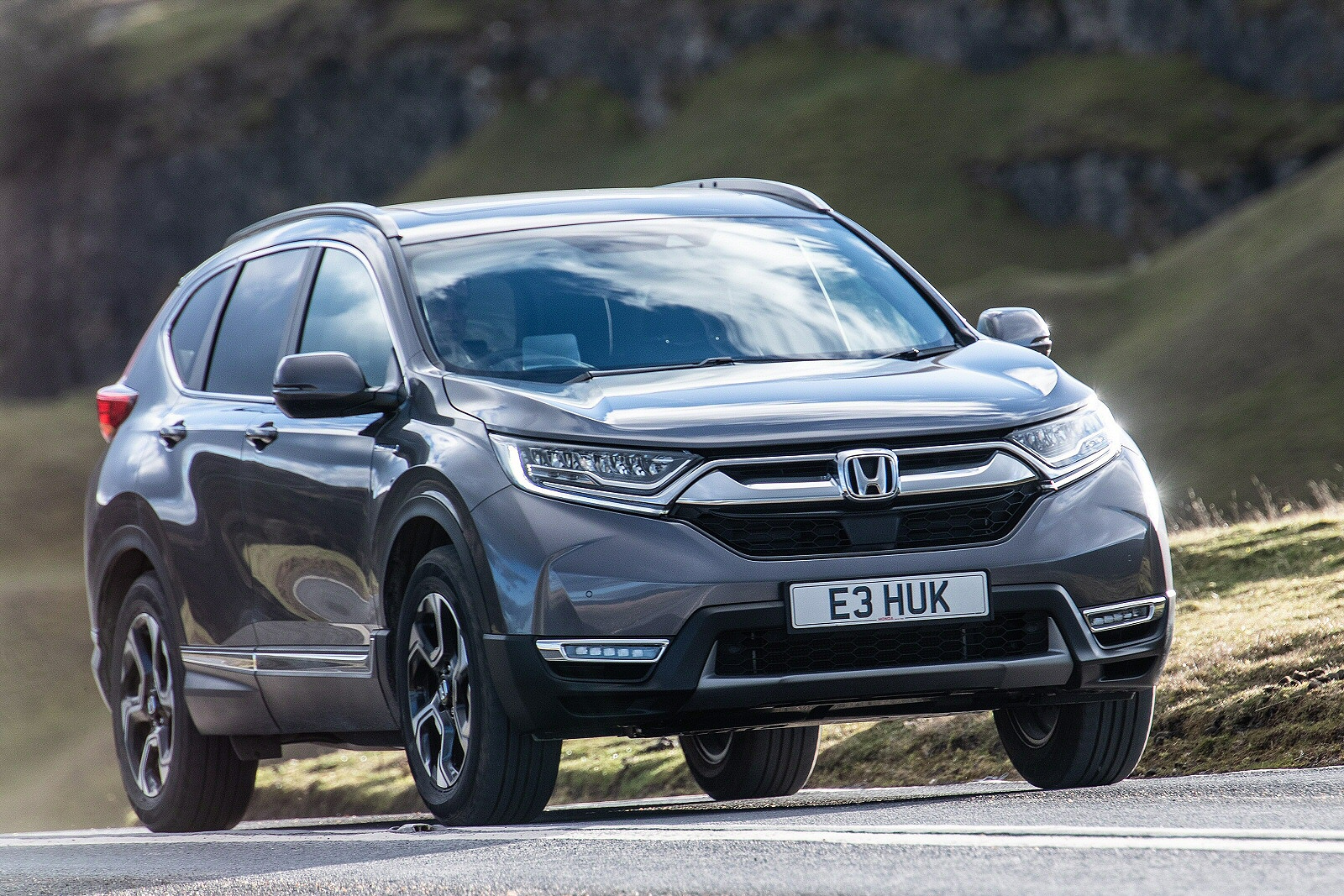 Used Honda CR-V Hybrid (2020 - 2023) + Guide - Image 1