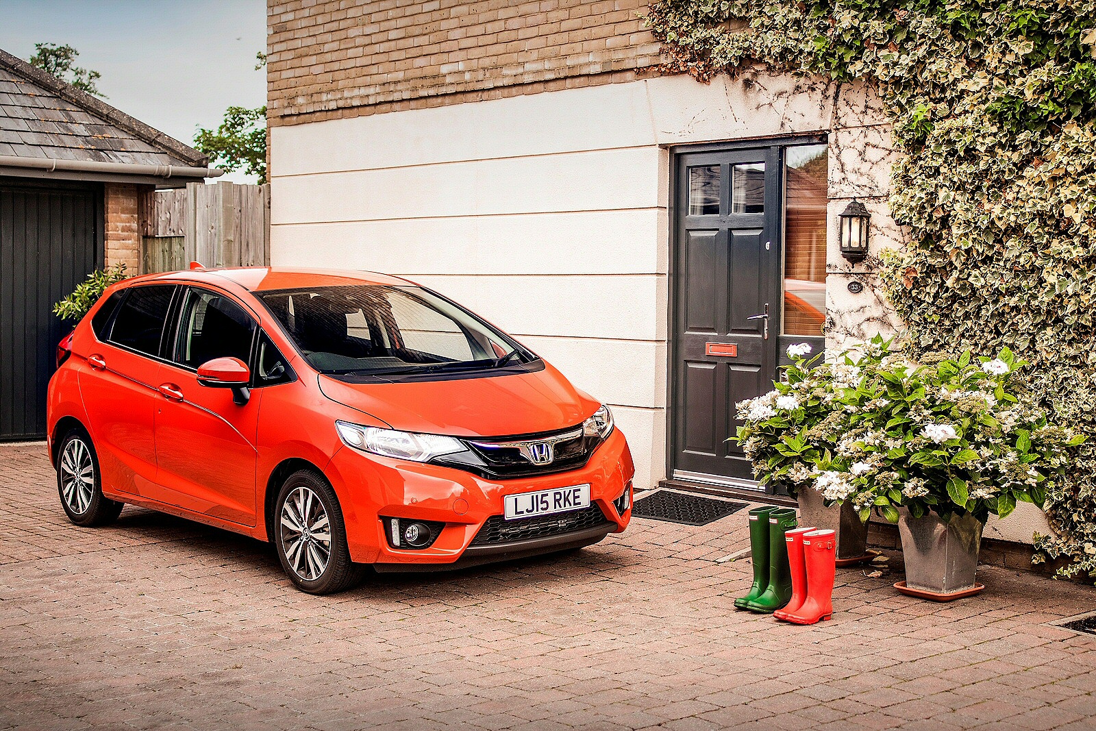 Used Honda Jazz (2015 - 2017) + Guide - Image 1