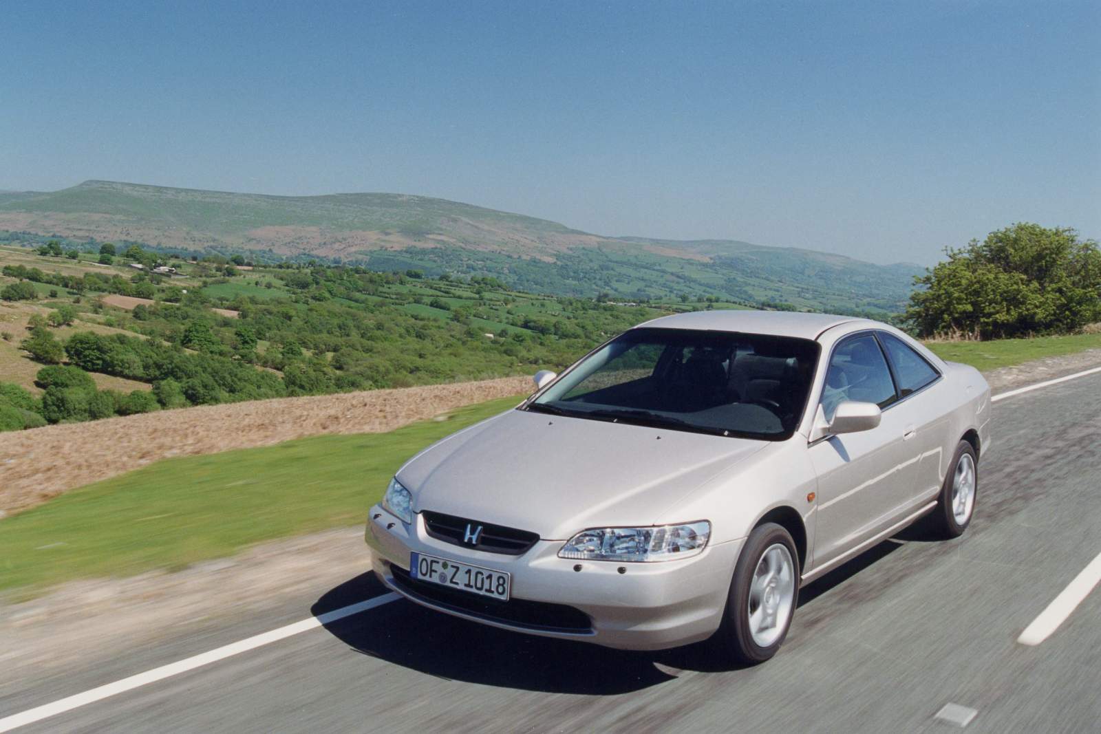 Used Honda Accord Coupe (1998 - 2001) + Guide - Image 1