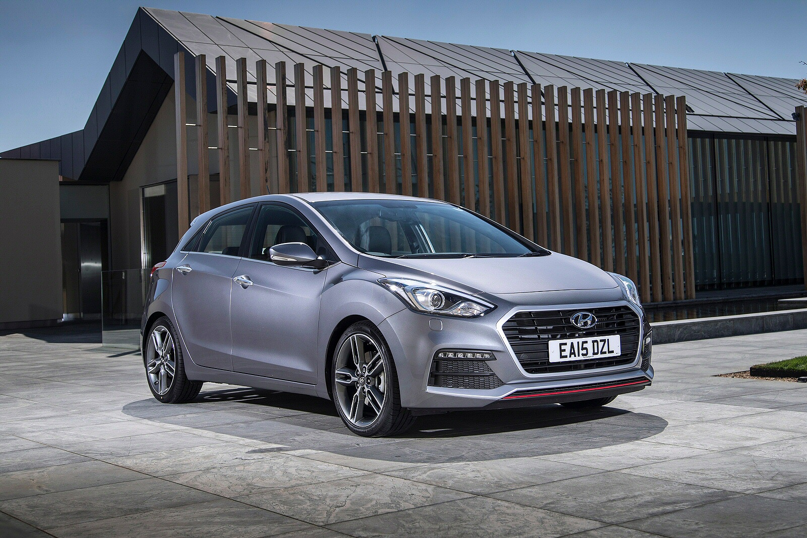 Used Hyundai i30 Turbo (2015 - 2017) + Guide - Image 1