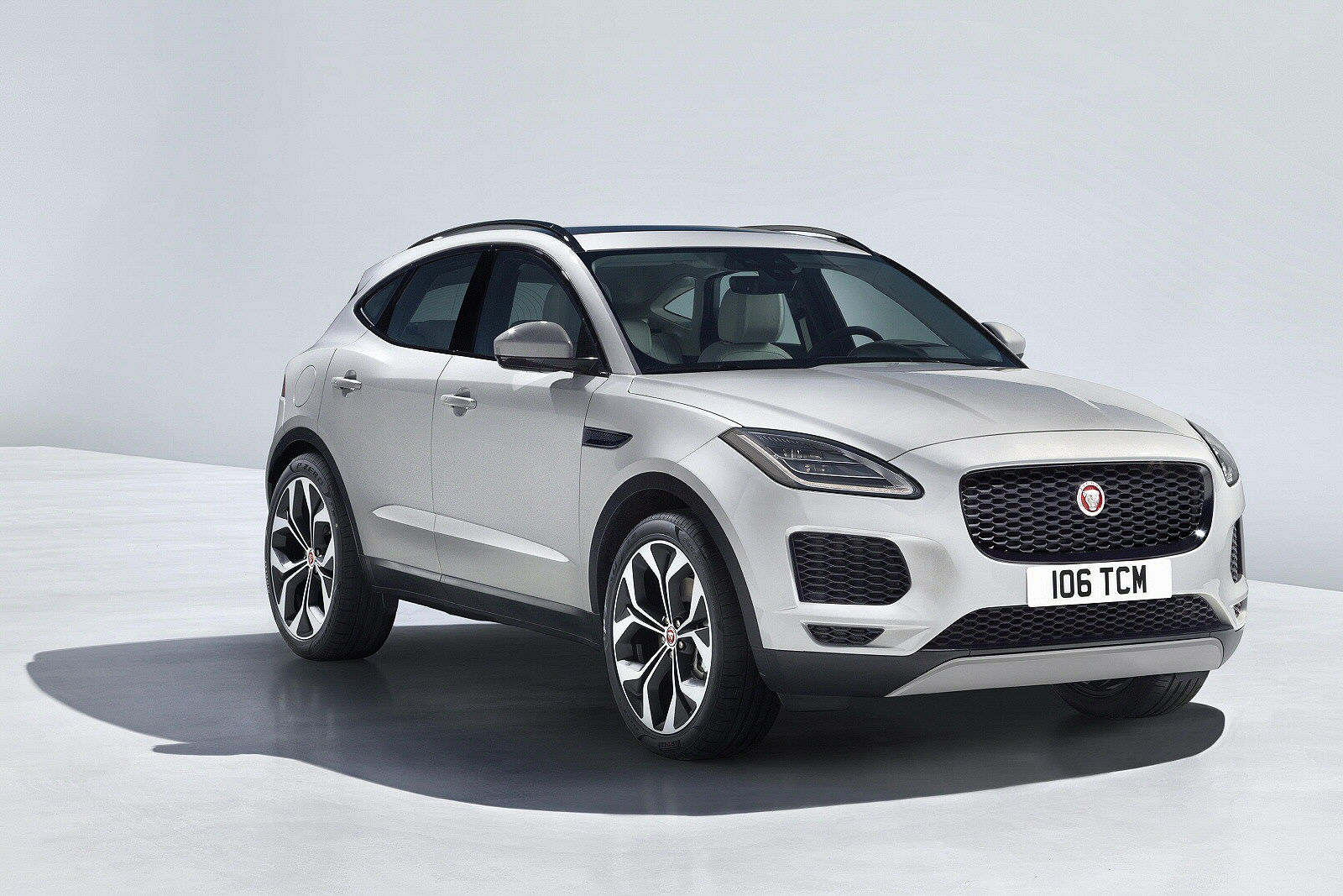 Used Jaguar E-PACE (2017 - 2020) + Guide - Image 1