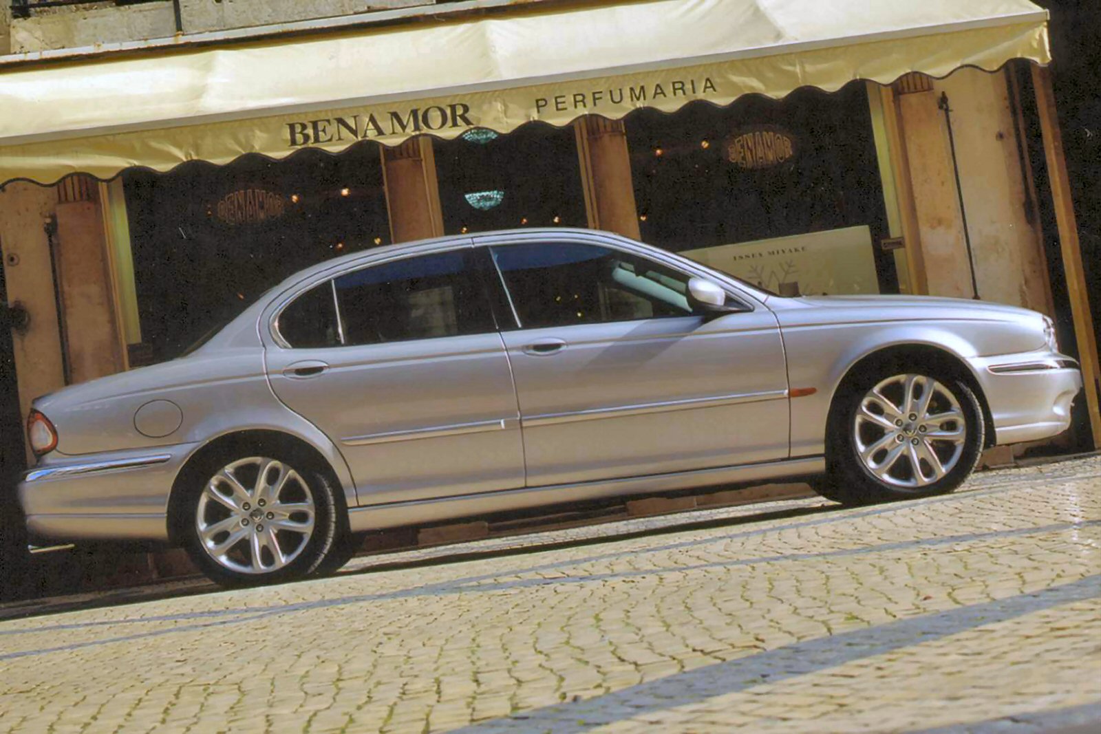 Used Jaguar X-Type (2001 - 2010) + Guide - Image 1