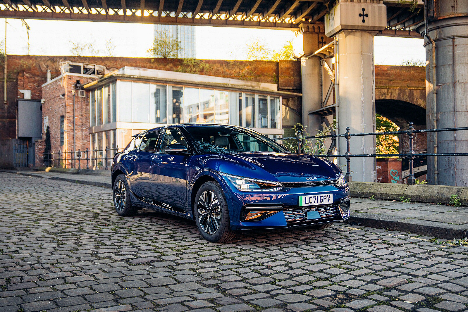 Used Kia EV6 (2021 - 2024) + Guide - Image 1