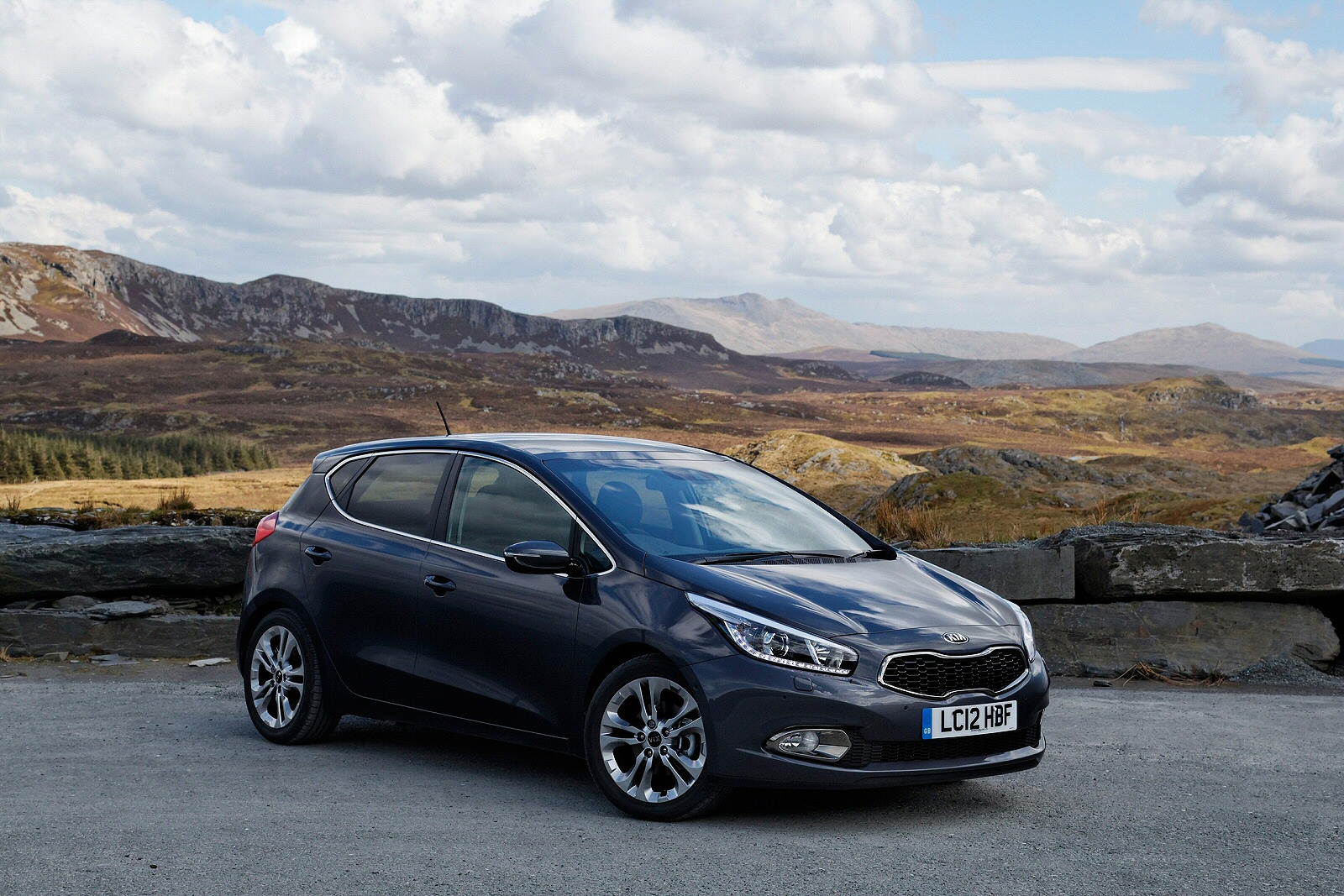 Used Kia Cee'd (2012-2015) + Guide - Image 1