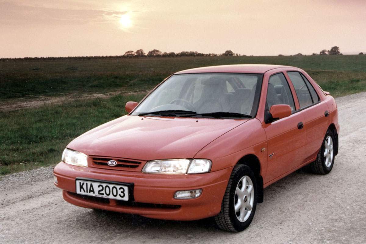 Used Kia Mentor (1994 - 2001) + Guide - Image 1