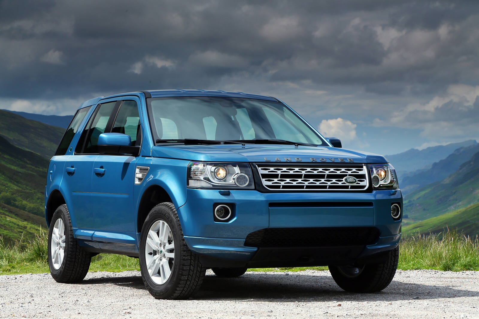 Used Land Rover Freelander 2 (2012 - 2015) + Guide - Image 1