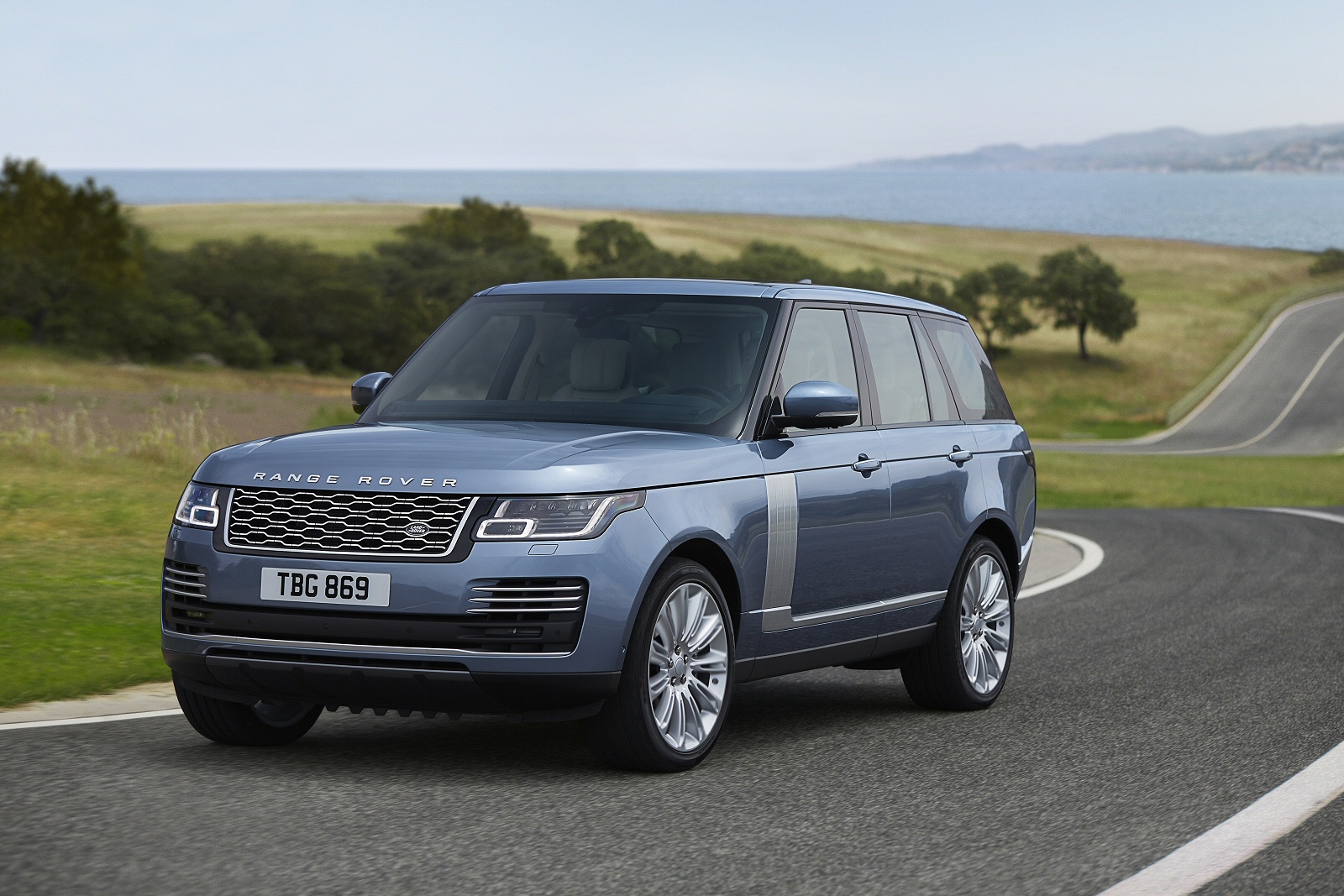 Used Land Rover Range Rover [L405] (2017 - 2021) + Guide - Image 1