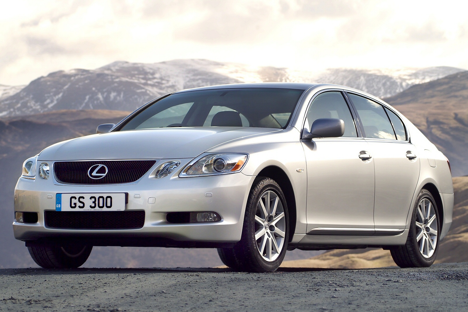Used Lexus GS 300 (2005 - 2010) + Guide - Image 1