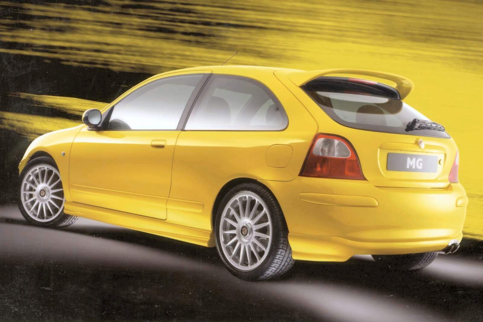 Used MG ZR (2001 - 2005) + Guide - Image 1
