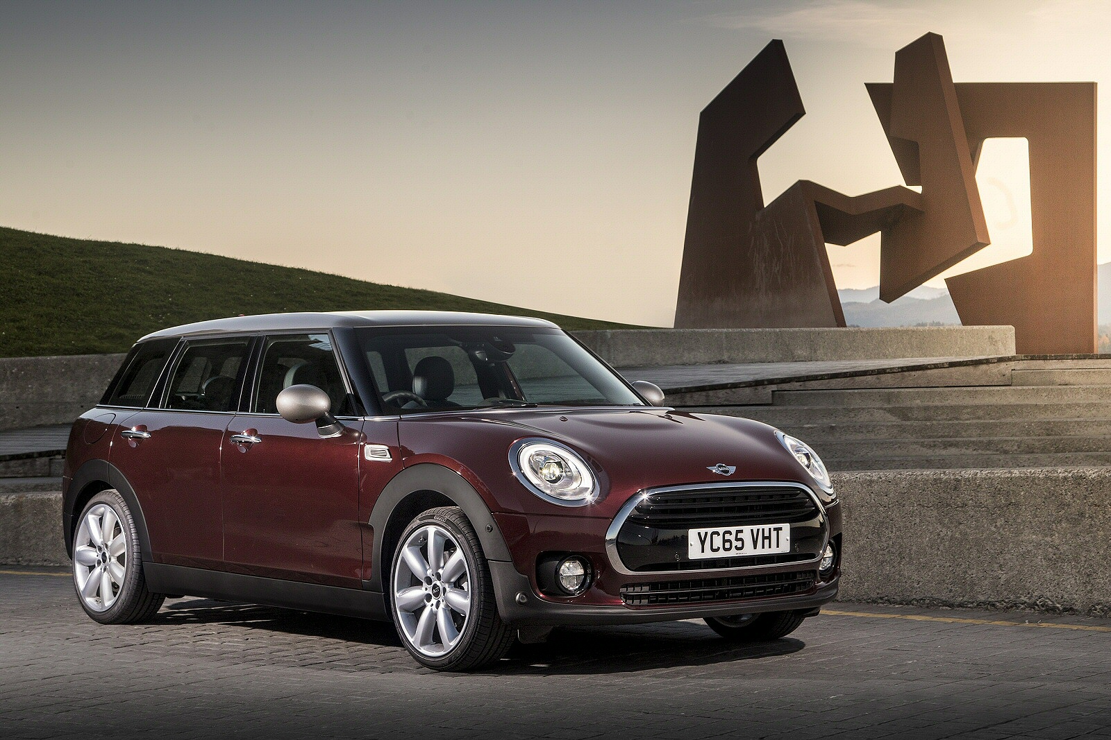 Used MINI Clubman [F54] (2015 - 2024) + Guide - Image 1