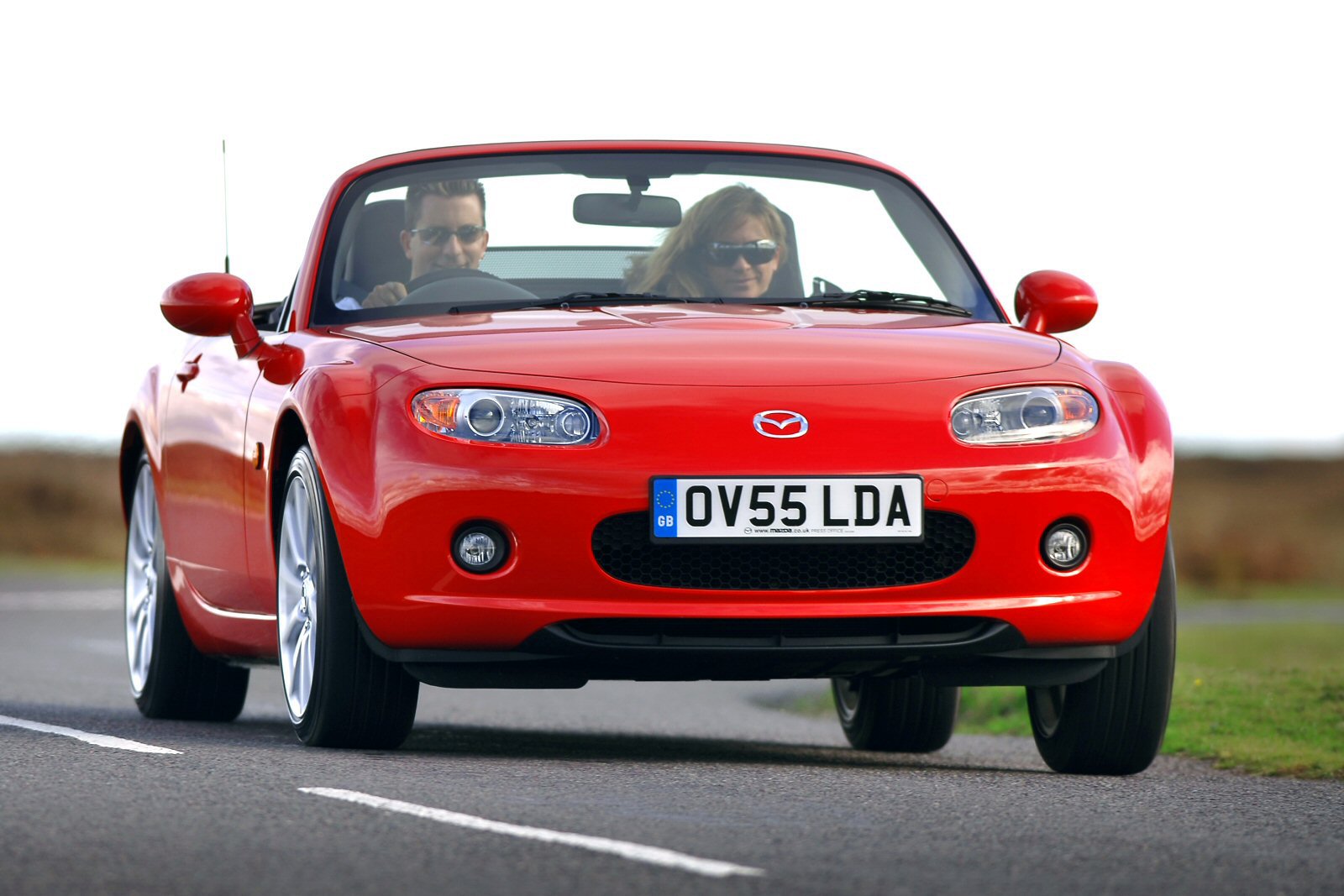 Used Mazda MX-5 (2005 - 2009) + Guide - Image 1