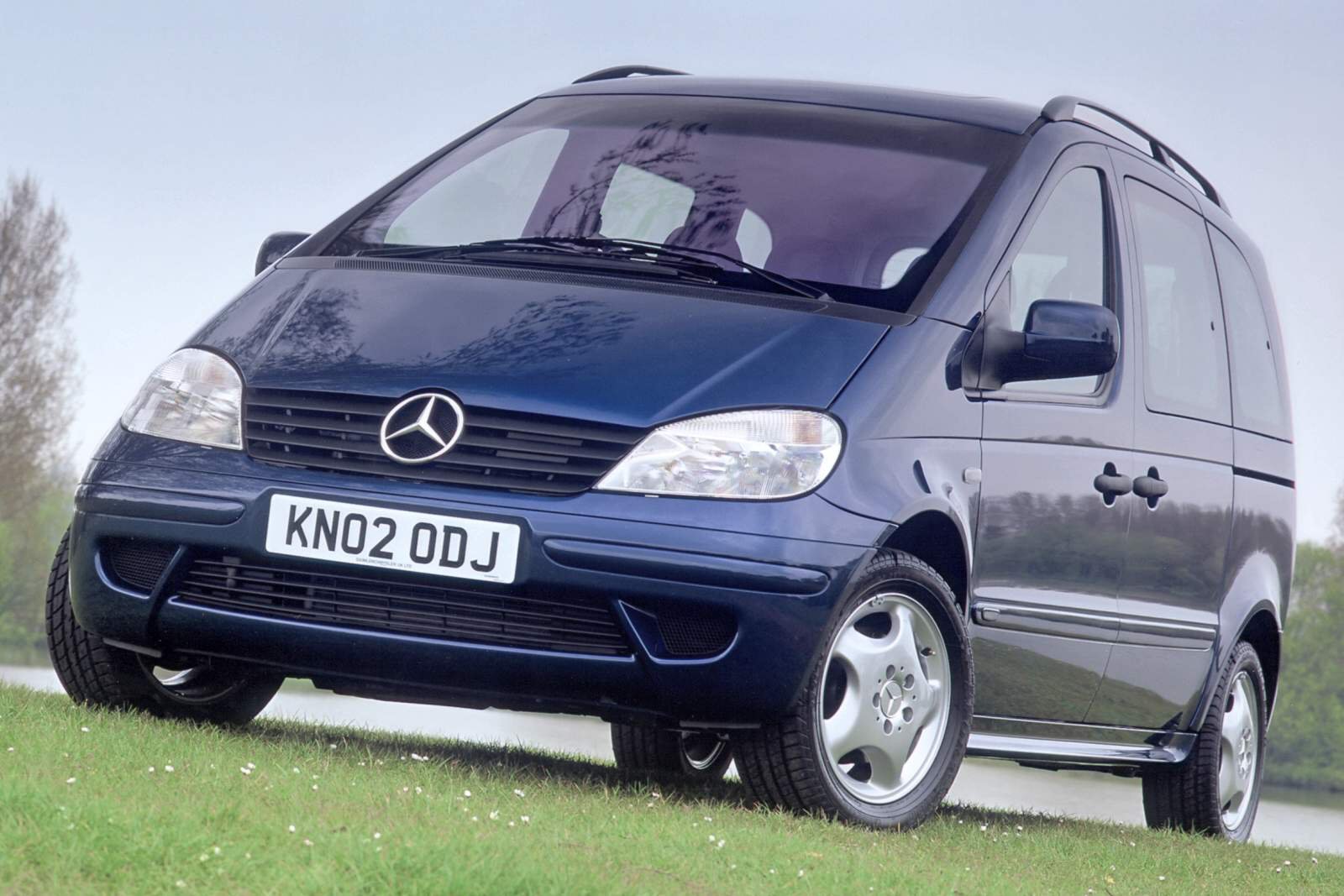 Used Mercedes-Benz Vaneo (2002 - 2006) + Guide - Image 1