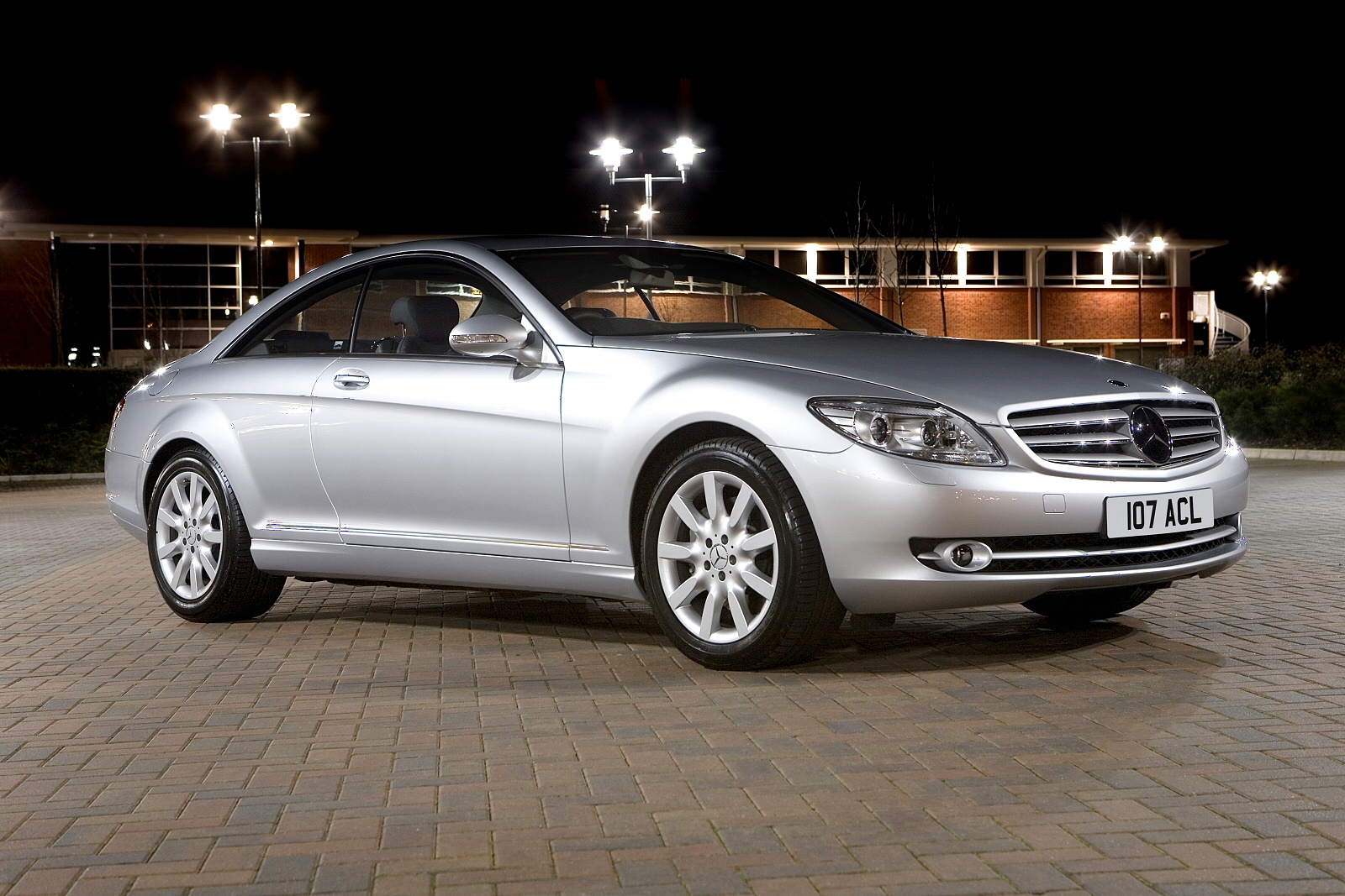 Used Mercedes-Benz CL-Class (2007-2010) + Guide - Image 1