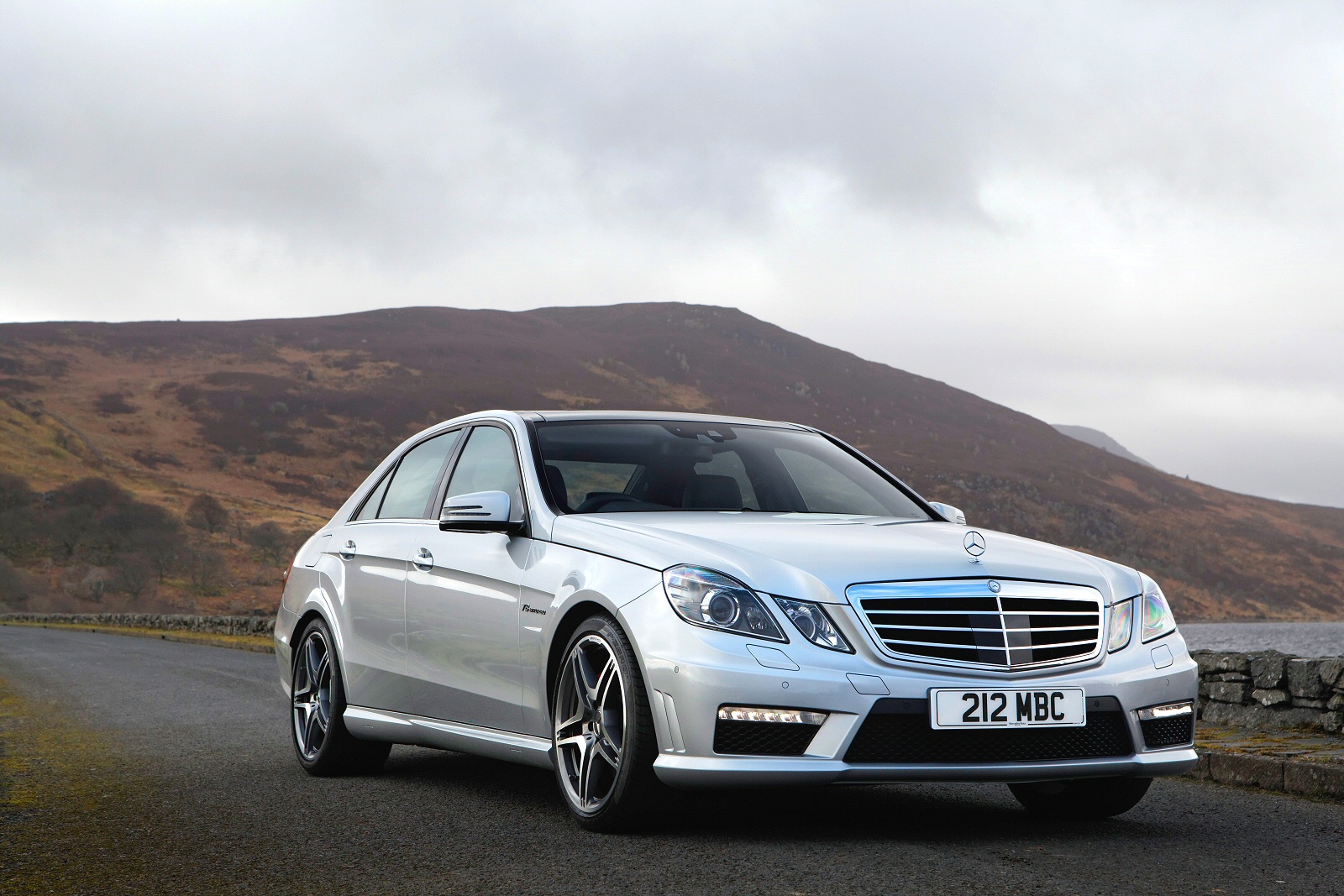 Used Mercedes-Benz E-Class 63 AMG (2006 - 2013) + Guide - Image 1