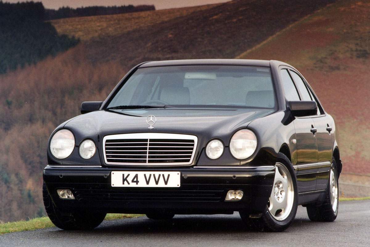 Used Mercedes-Benz E-Class (1995 - 2002) + Guide - Image 1