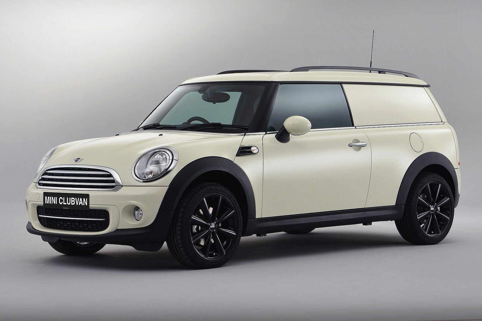 Used MINI Clubvan (2013-2015) + Guide - Image 1