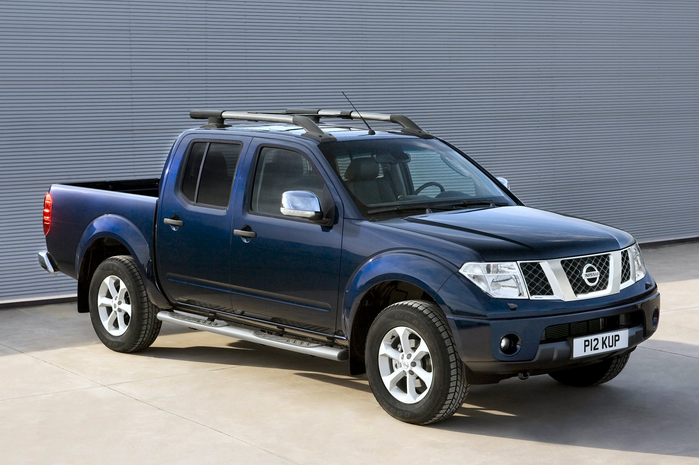 Used Nissan Navara [D40] (2005 - 2010) + Guide - Image 1