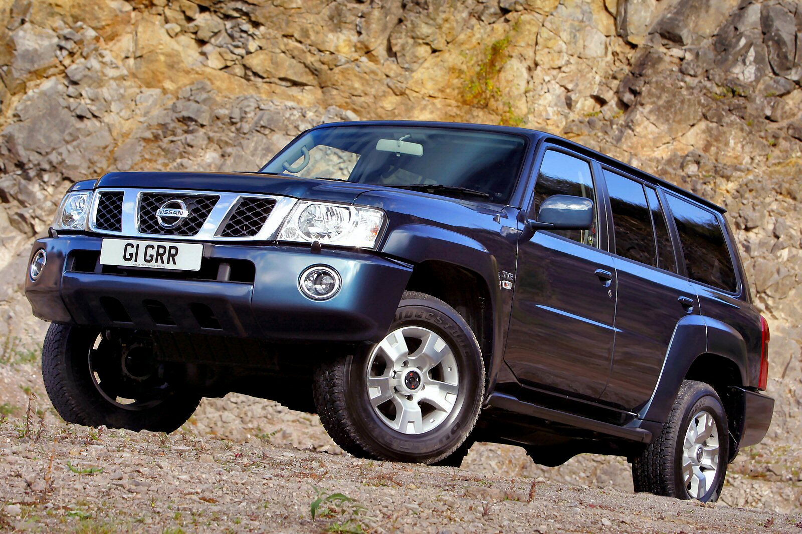 Used Nissan Patrol GR Series (1998 - 2009) + Guide - Image 1