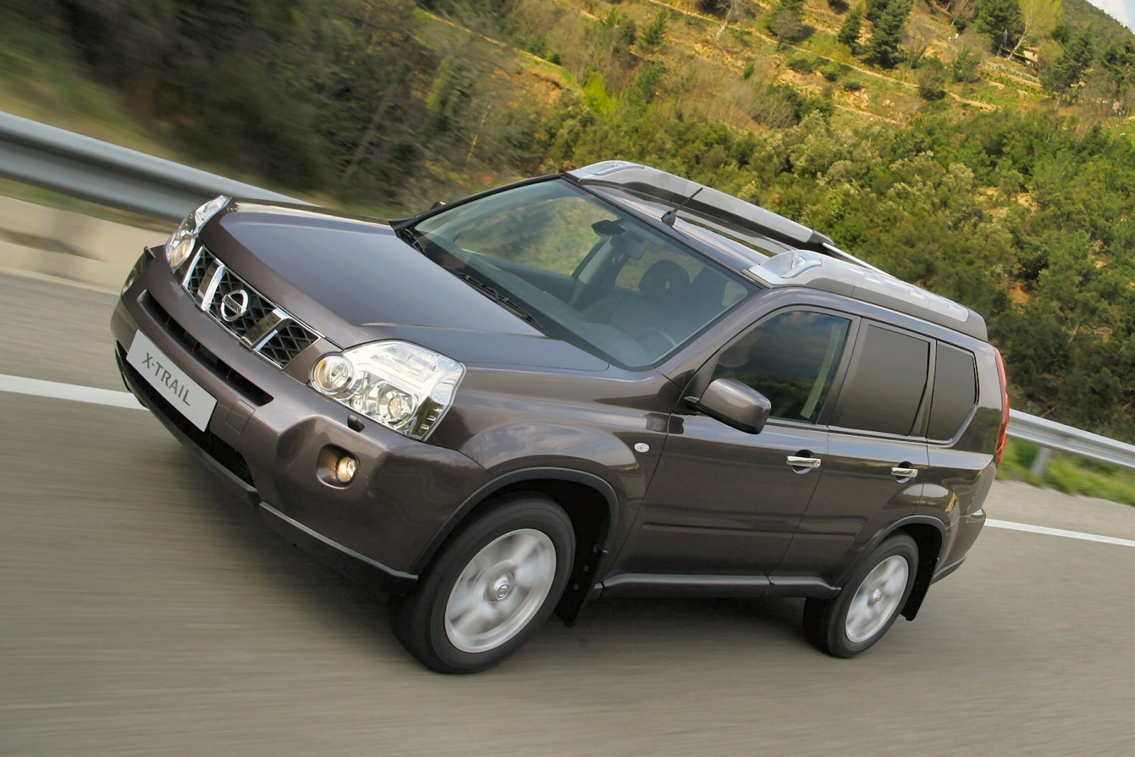 Used Nissan X-TRAIL (2007 - 2011) + Guide - Image 1