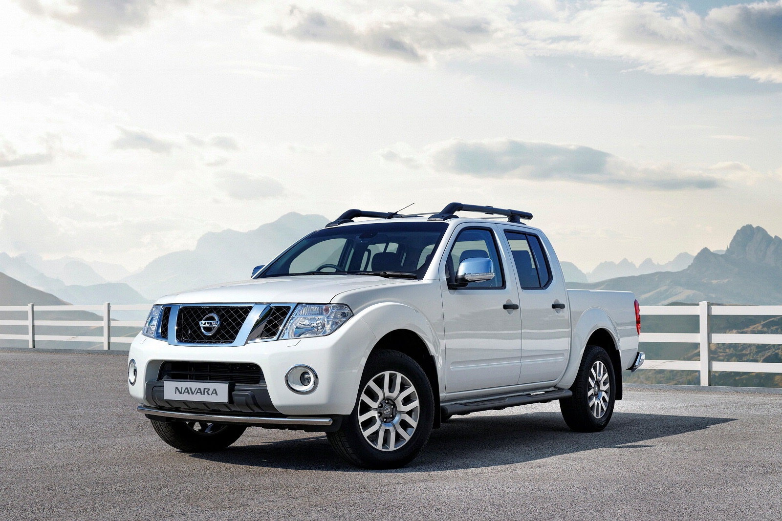 Used Nissan Navara [D40] (2010 - 2015) + Guide - Image 1