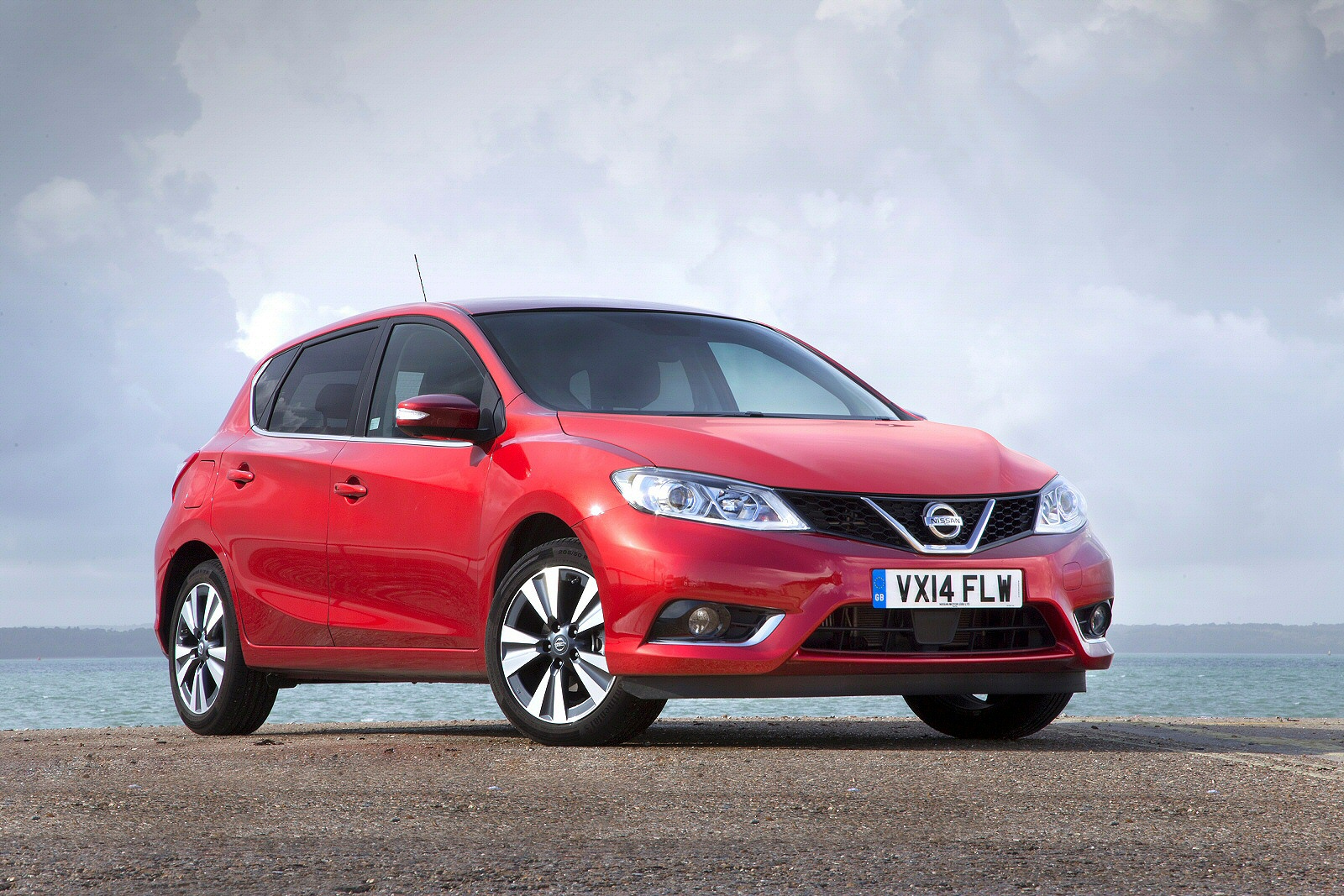 Used Nissan Pulsar (2014 - 2018) + Guide - Image 1