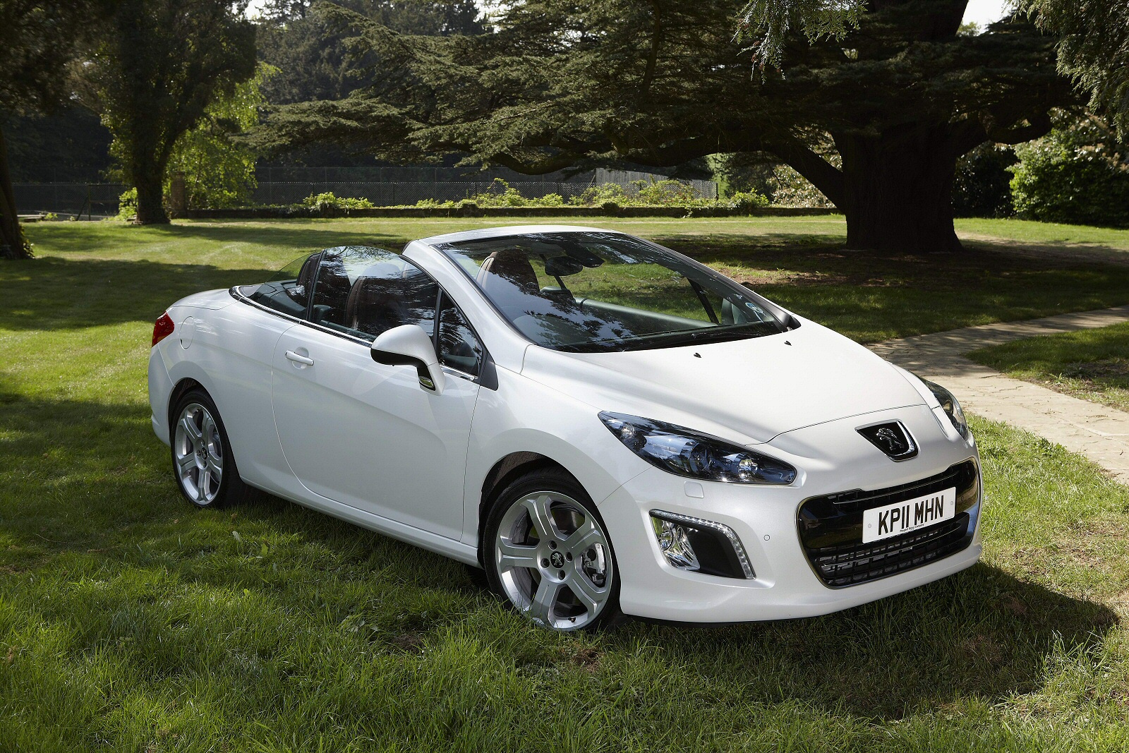 Used Peugeot 308 CC (2011 - 2014) + Guide - Image 1