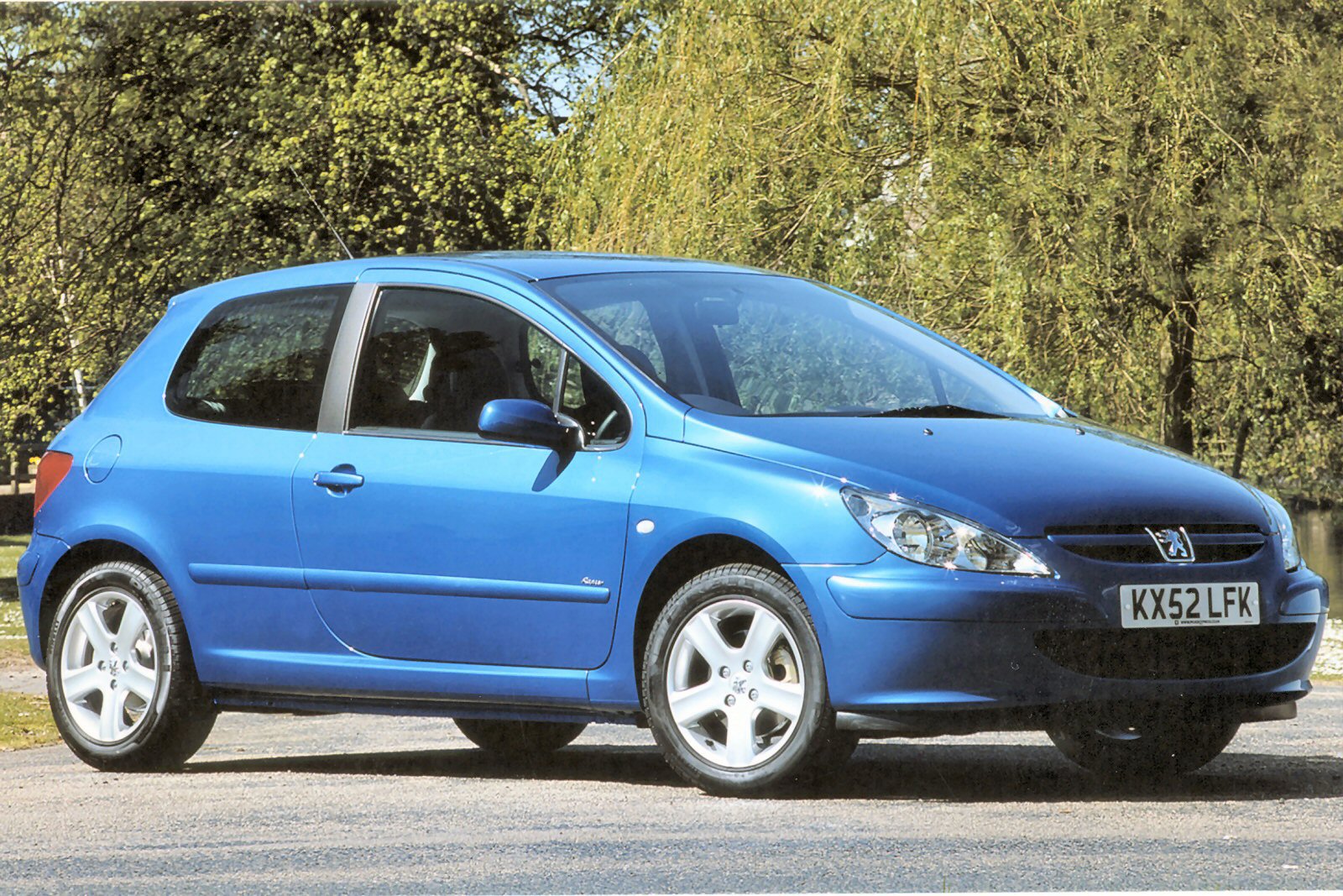 Used Peugeot 307 (2001 - 2007) + Guide - Image 1