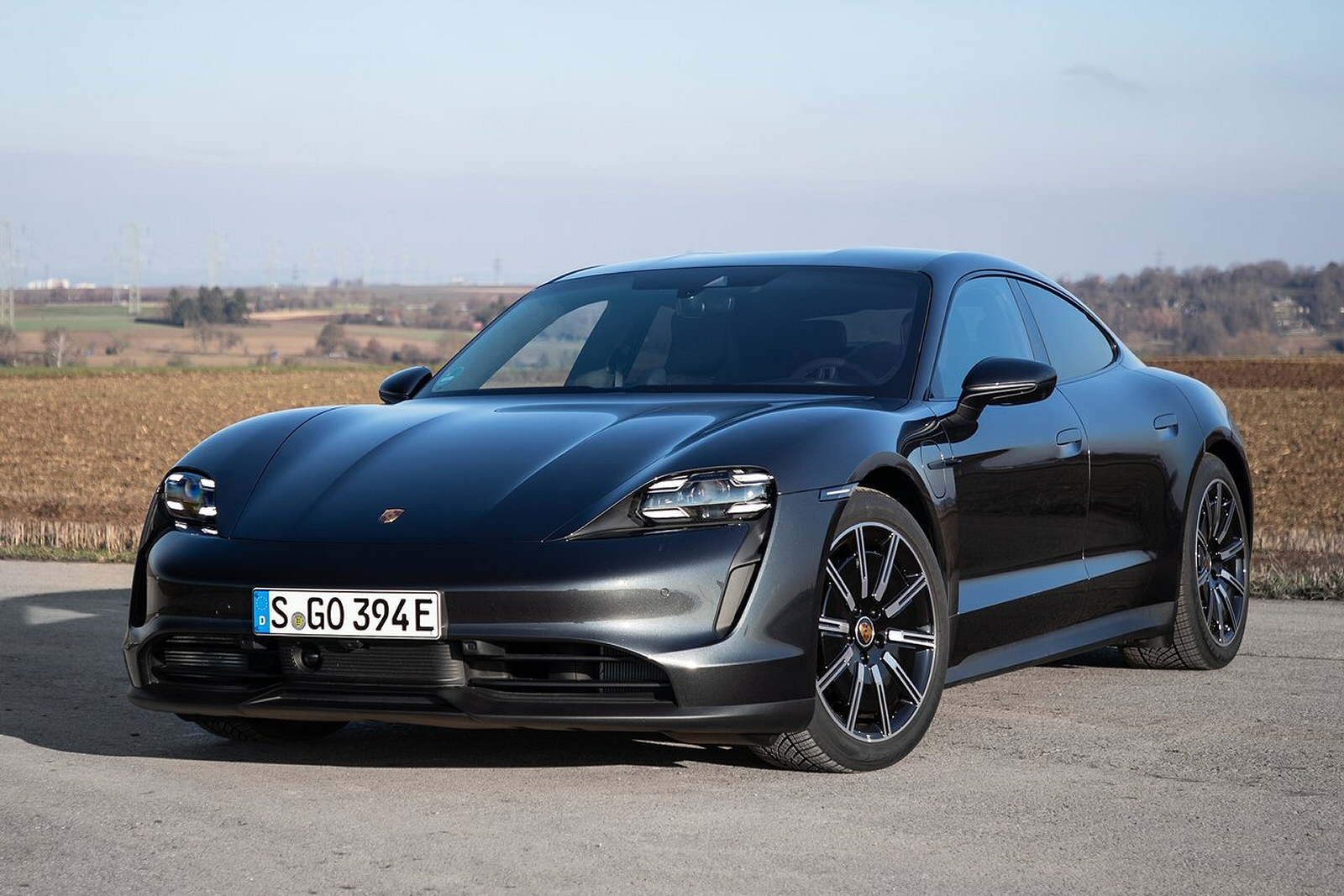 Used Porsche Taycan (2019 - 2023) + Guide - Image 1