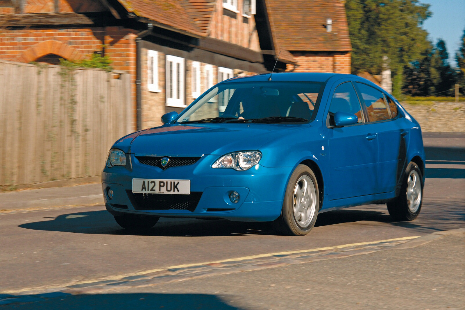 Used Proton GEN-2 (2004 - 2012) + Guide - Image 1