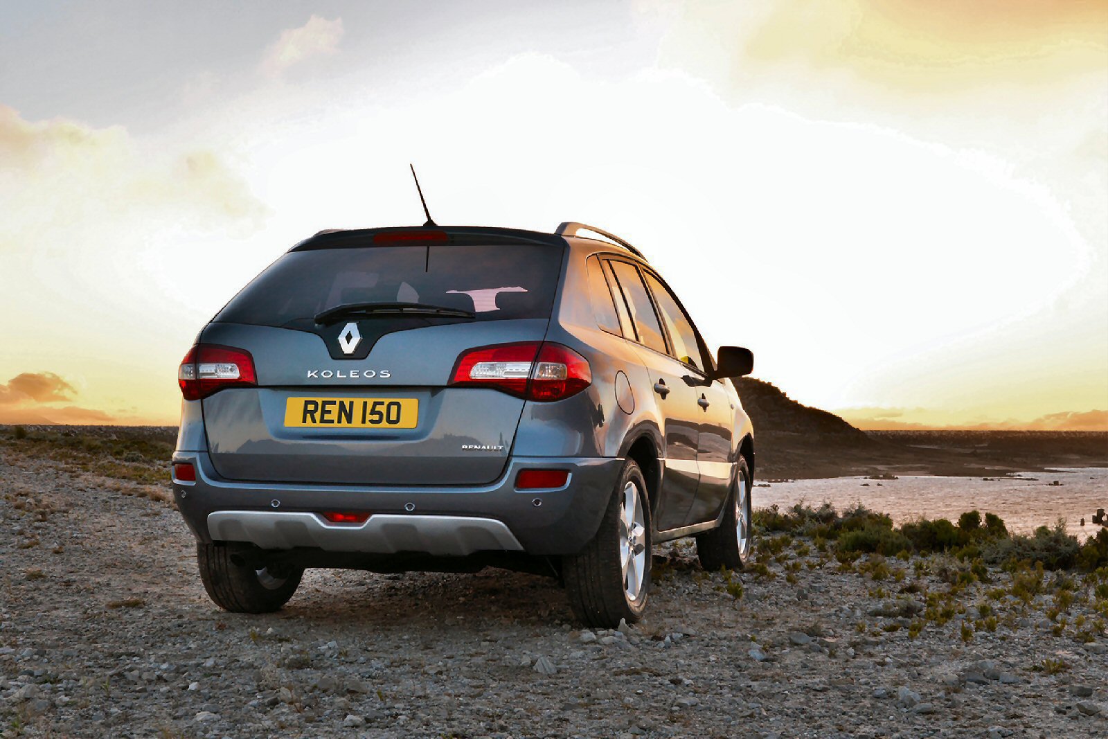 Used Renault Koleos (2008 - 2010) + Guide - Image 1
