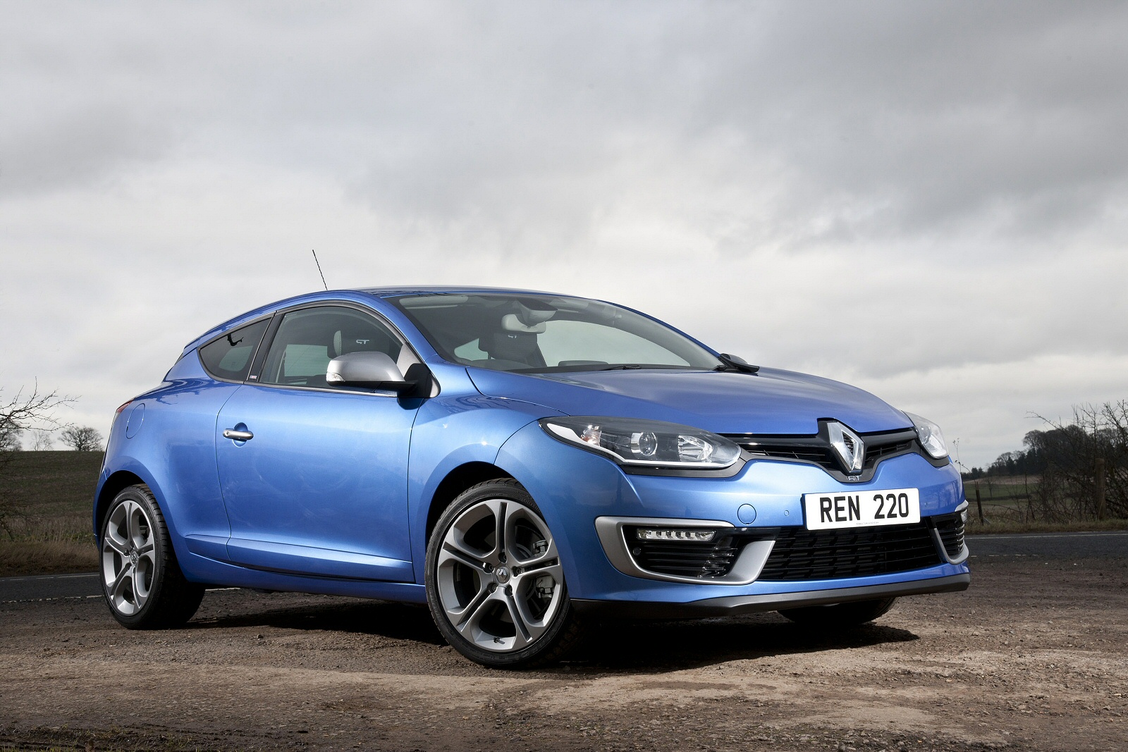 Used Renault Megane Coupe (2012 - 2016) + Guide - Image 1