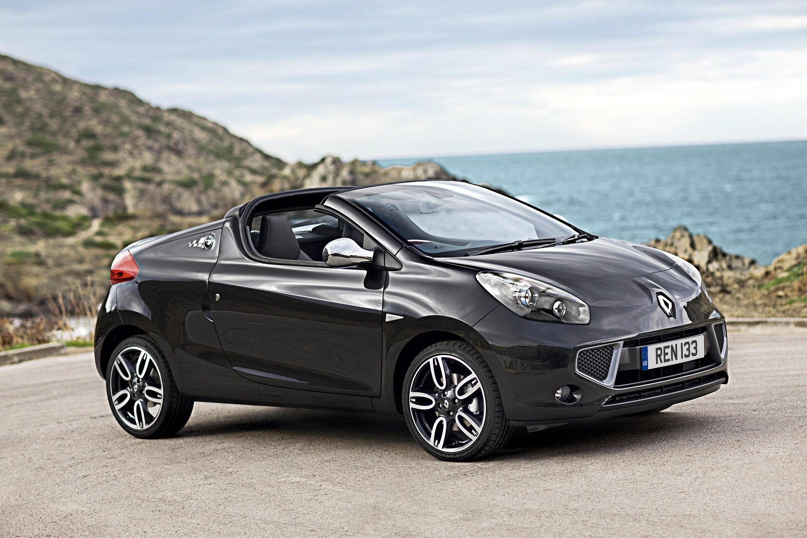 Used Renault Wind Roadster (2010 - 2011) + Guide - Image 1