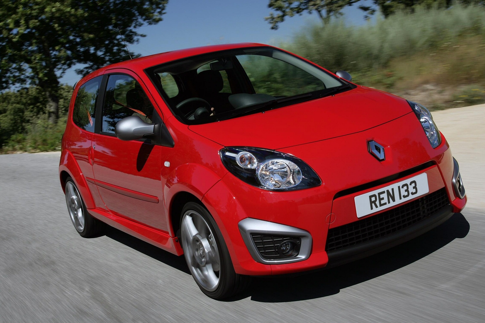 Used Renault Twingo Renaultsport 133 (2008 - 2012) + Guide - Image 1