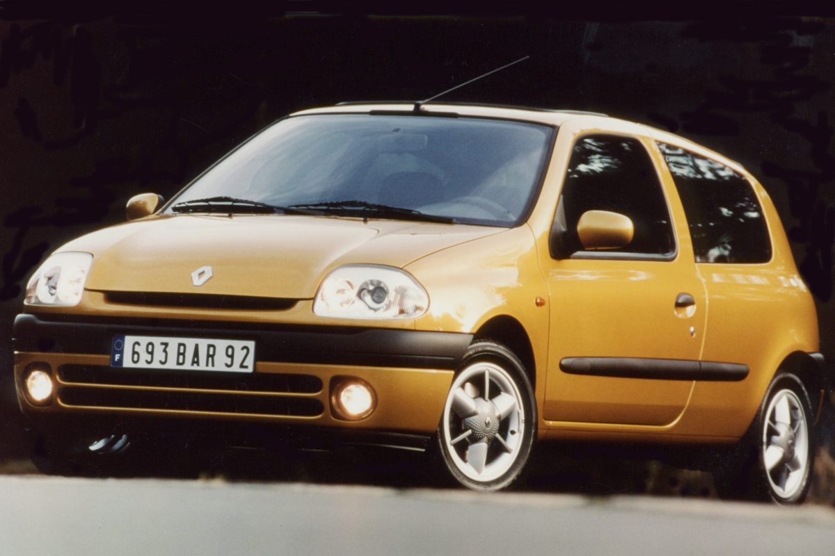 Used Renault Clio (1998 - 2001) + Guide - Image 1