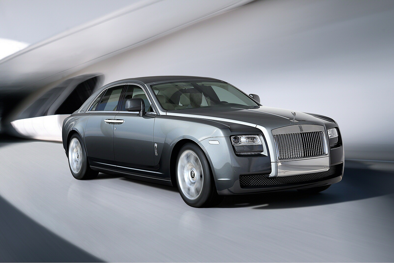 Used Rolls-Royce Ghost (2010 - 2020) + Guide - Image 1