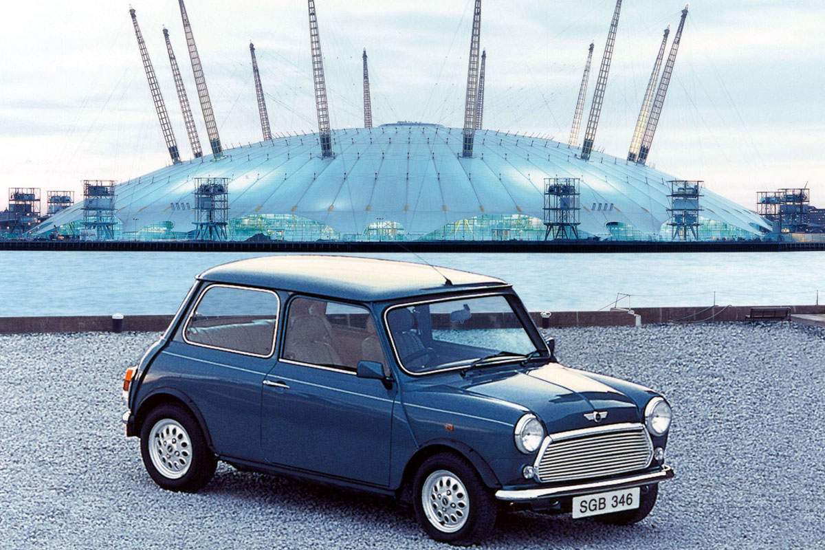 Used Rover Mini (1984 - 2000) + Guide - Image 1