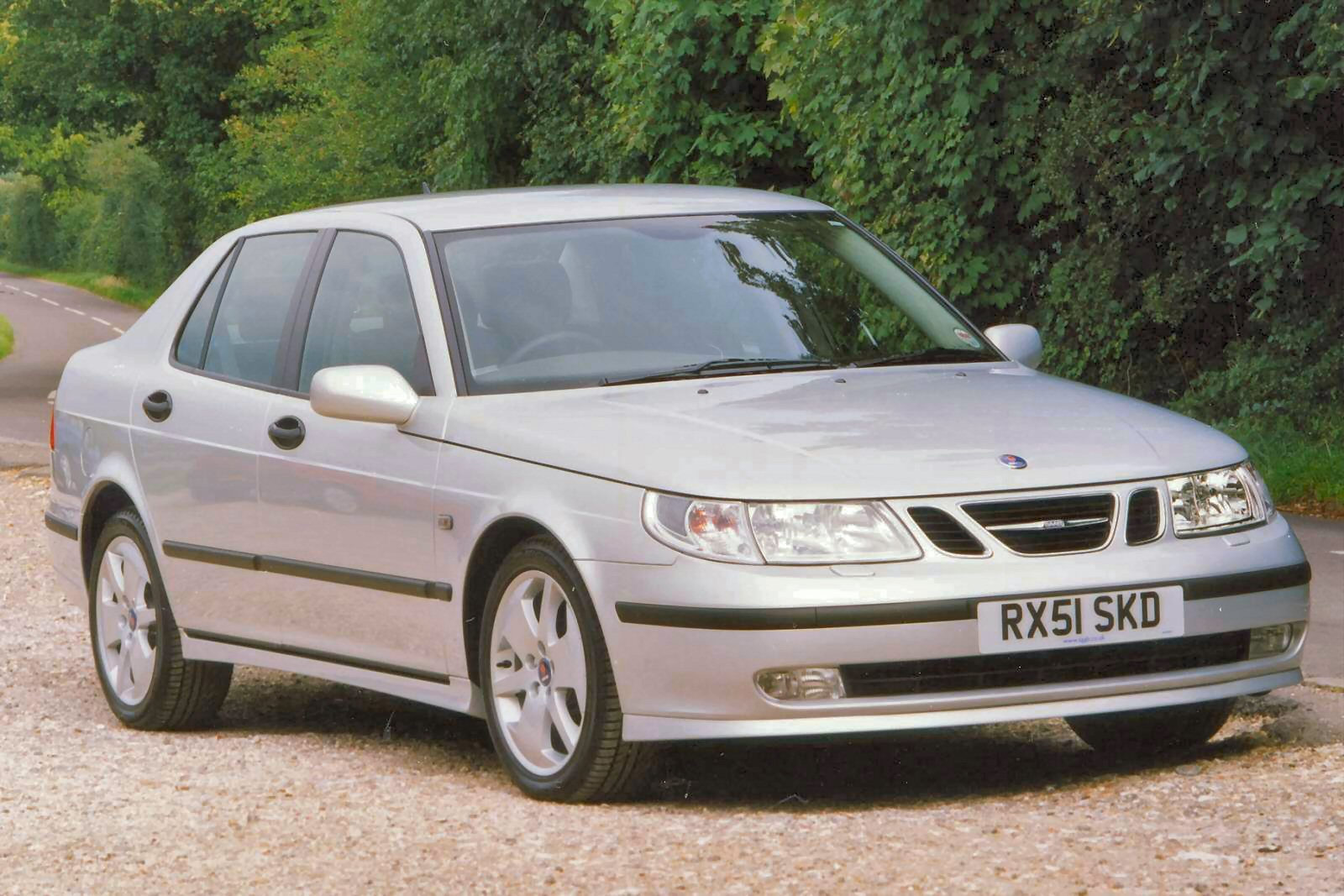 Used Saab 9-5 (1997 - 2010) + Guide - Image 1