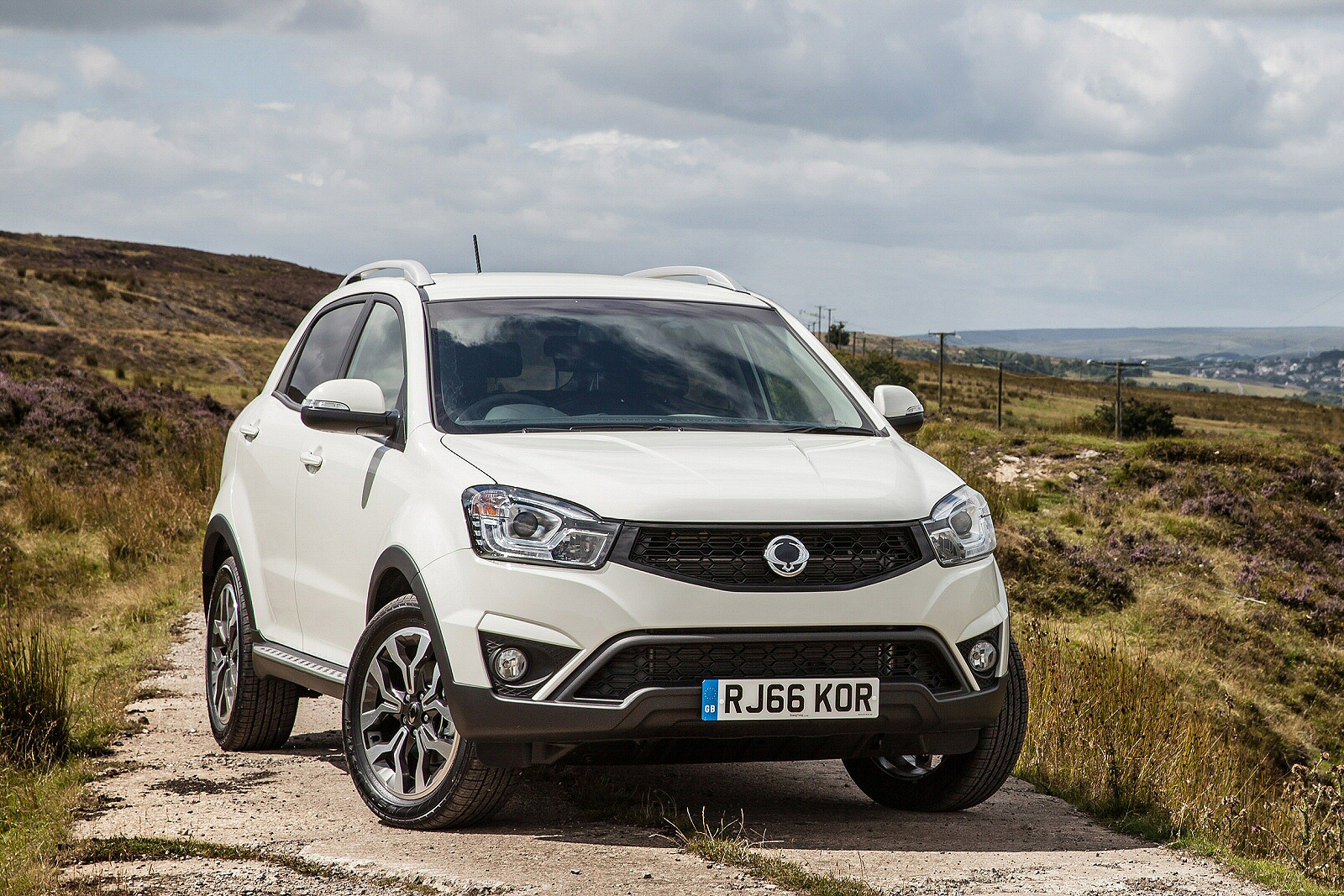 Used SsangYong Korando (2015 - 2017) + Guide - Image 1