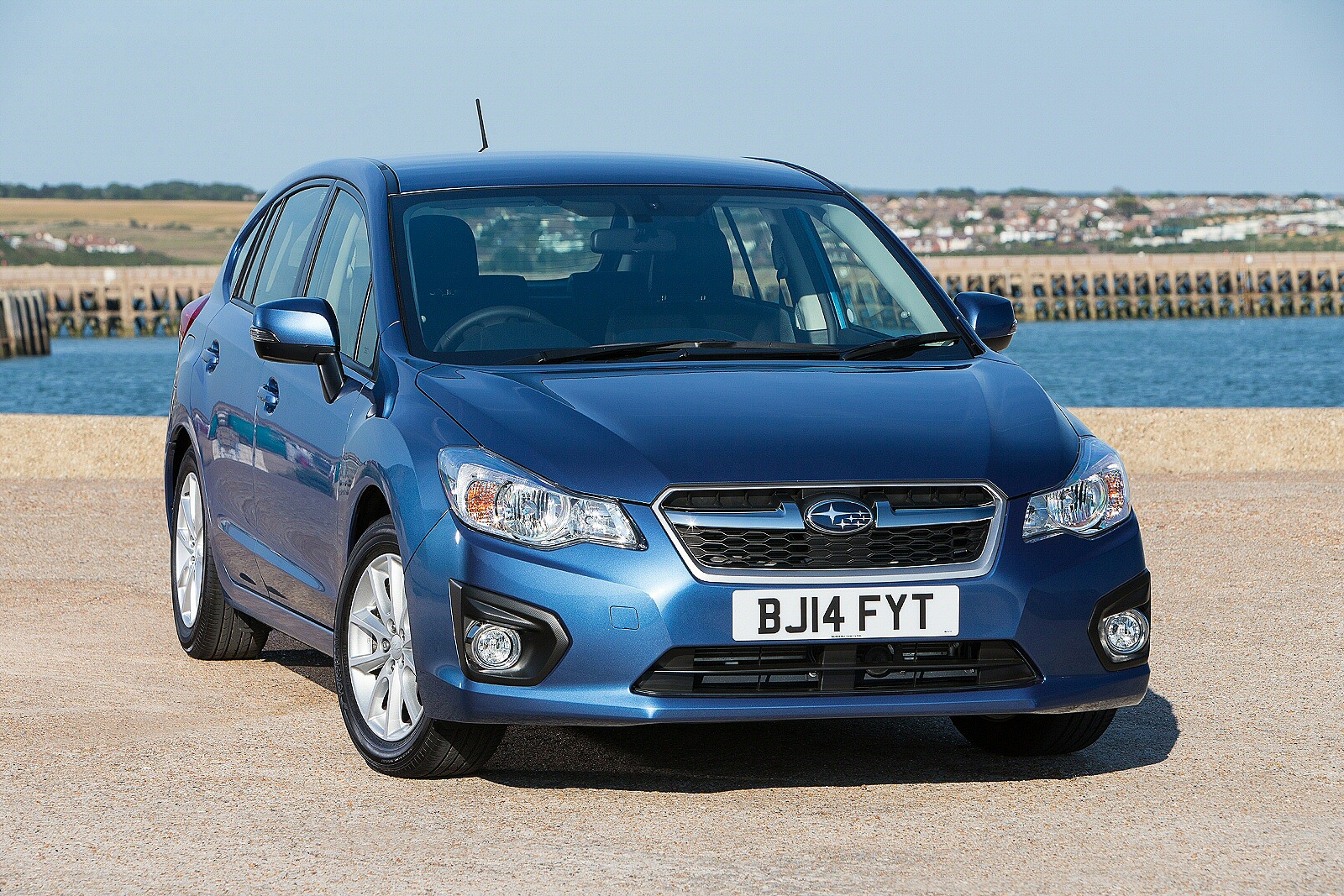 Used Subaru Impreza 1.6i RC (2014 - 2018) + Guide - Image 1