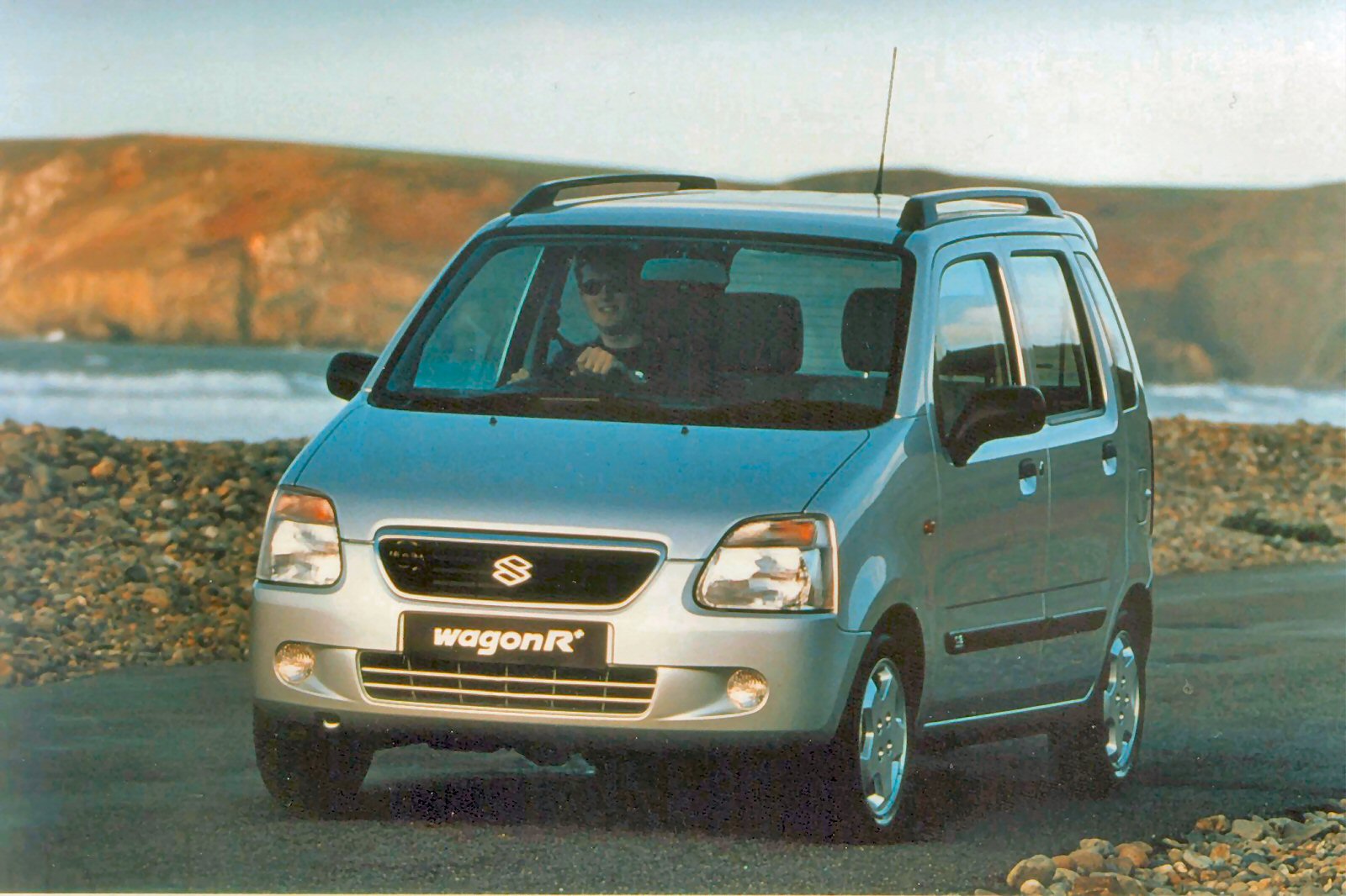 Used Suzuki Wagon R+ (1997 - 2000) + Guide - Image 1