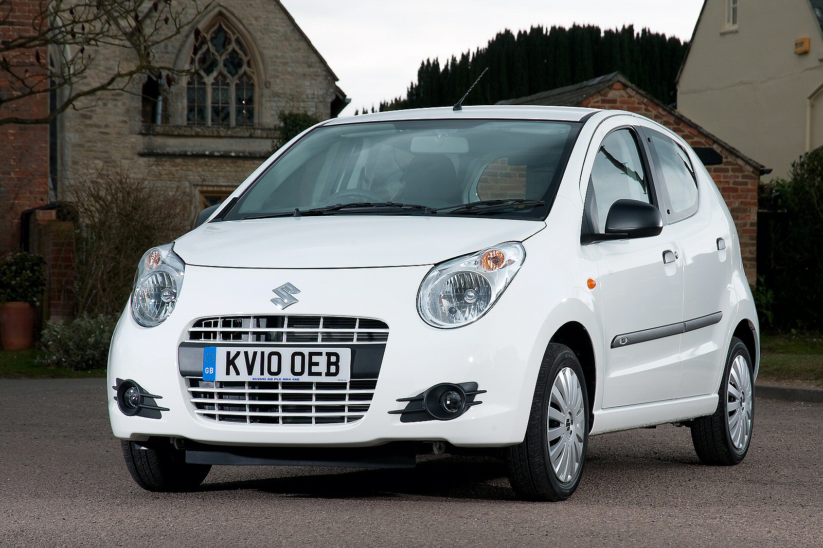 Used Suzuki Alto (2009 - 2015) + Guide - Image 1