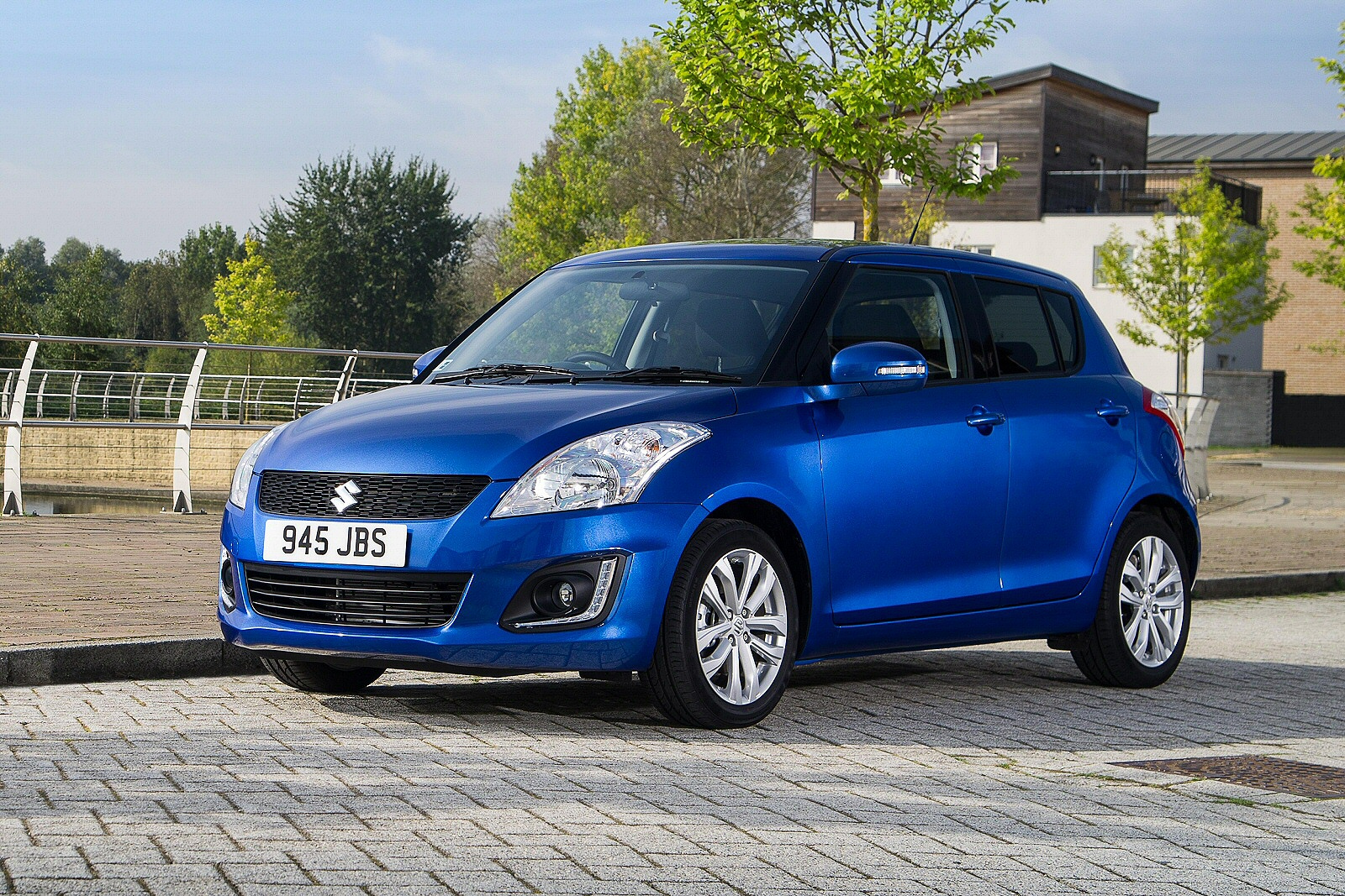 Used Suzuki Swift (2010 - 2017) + Guide - Image 1