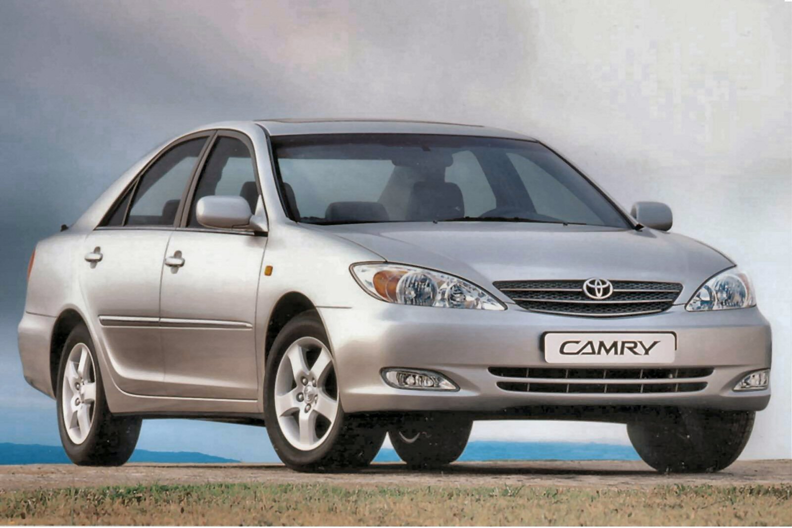 Used Toyota Camry (2001 - 2004) + Guide - Image 1