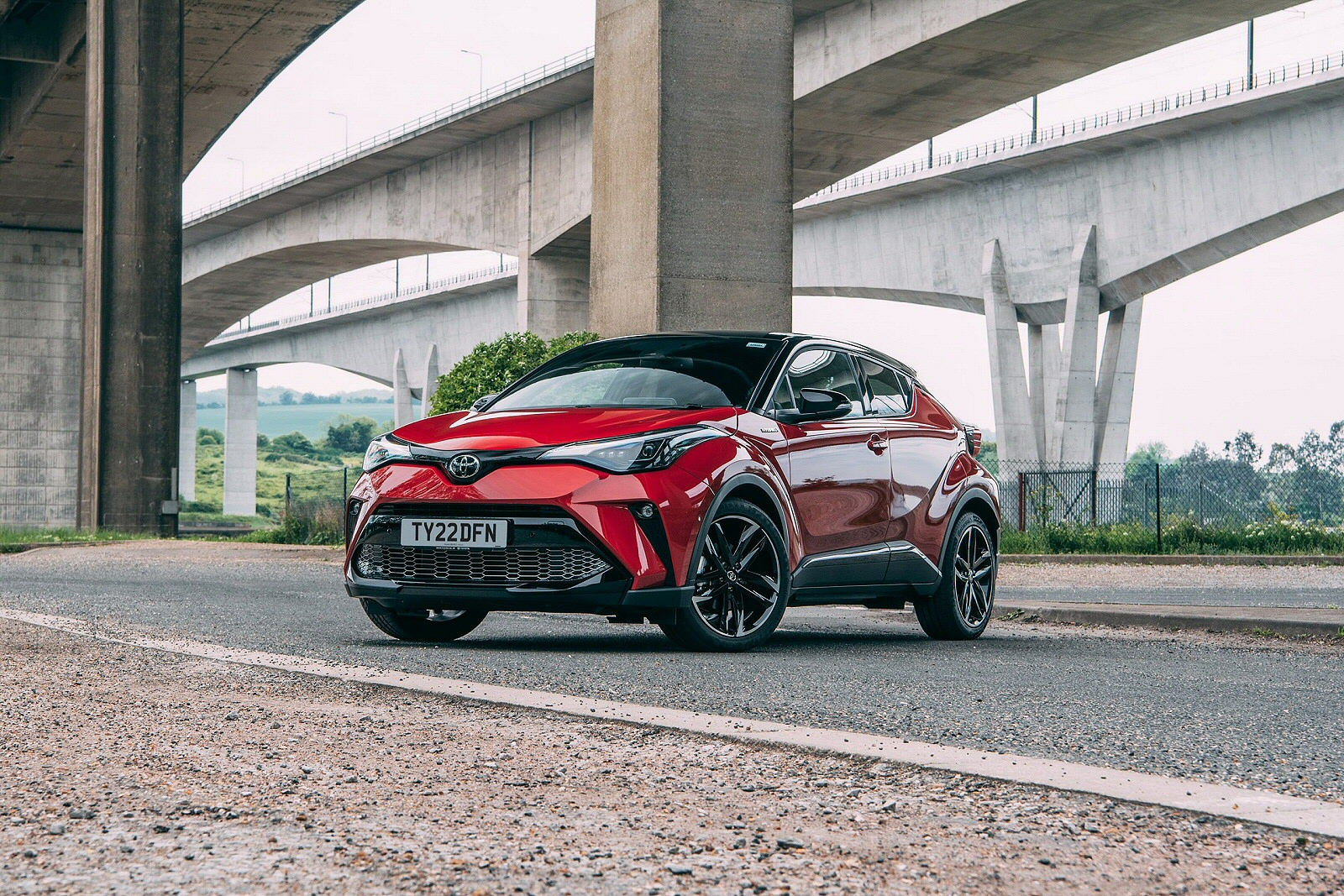 Used Toyota C-HR (2019 - 2023) + Guide - Image 1