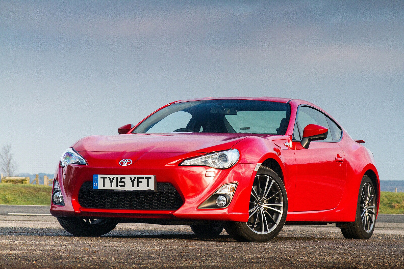 Used Toyota GT86 (2013 - 2016) + Guide - Image 1