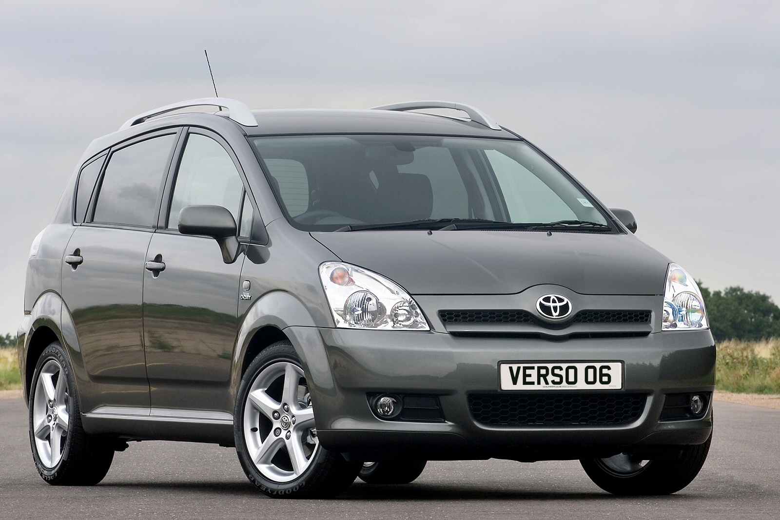 Used Toyota Verso (2005 - 2009) + Guide - Image 1