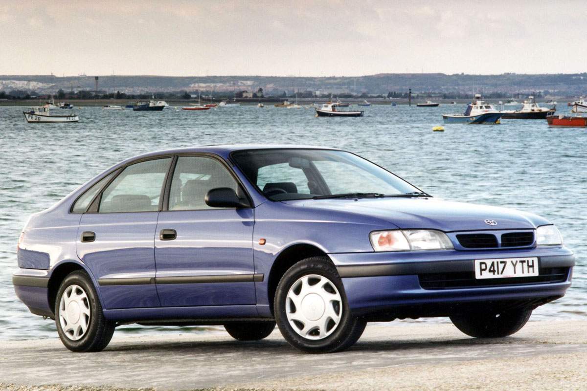 Used Toyota Carina E (1992 - 1997) + Guide - Image 1